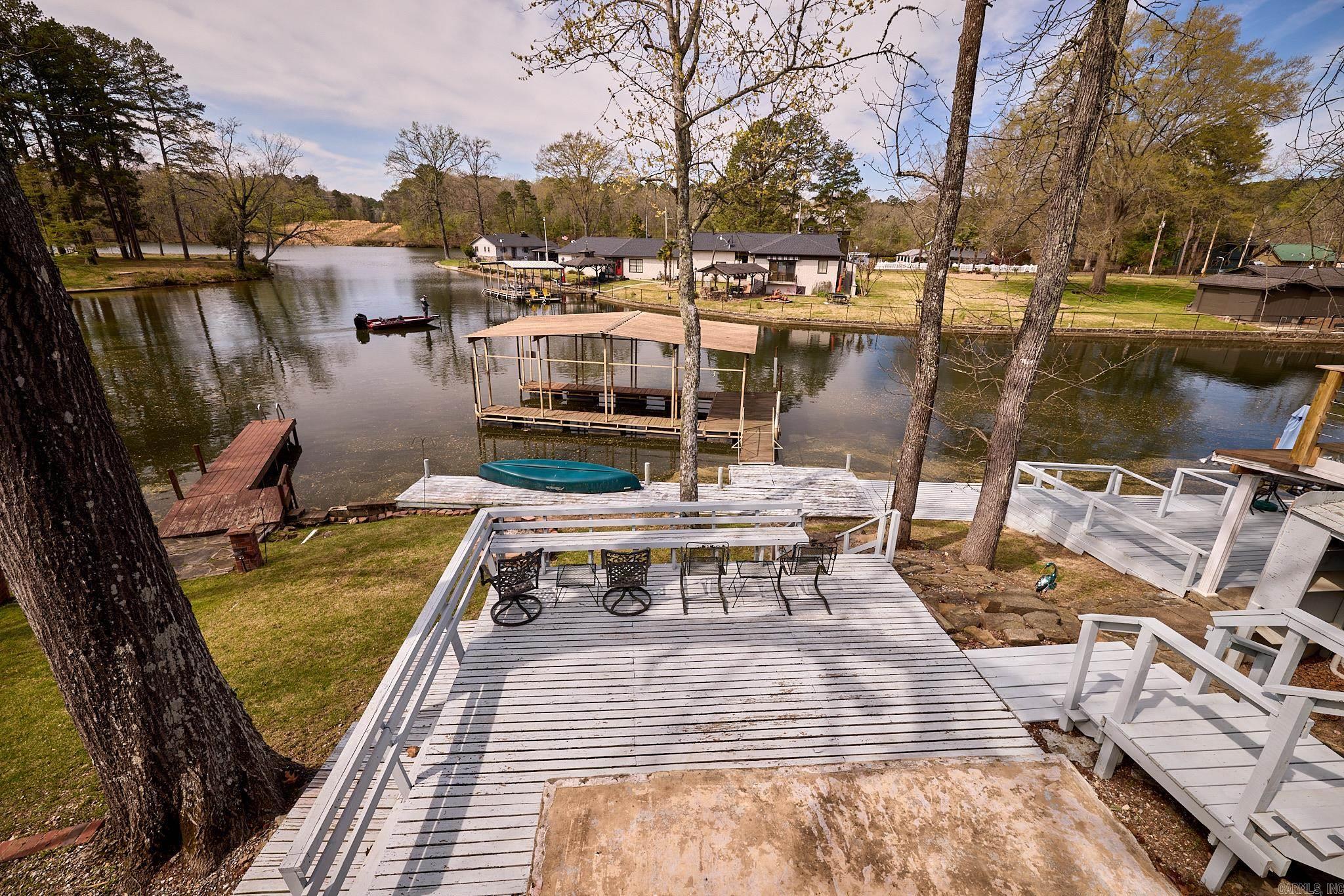 Lake Hamilton Outside - Residential