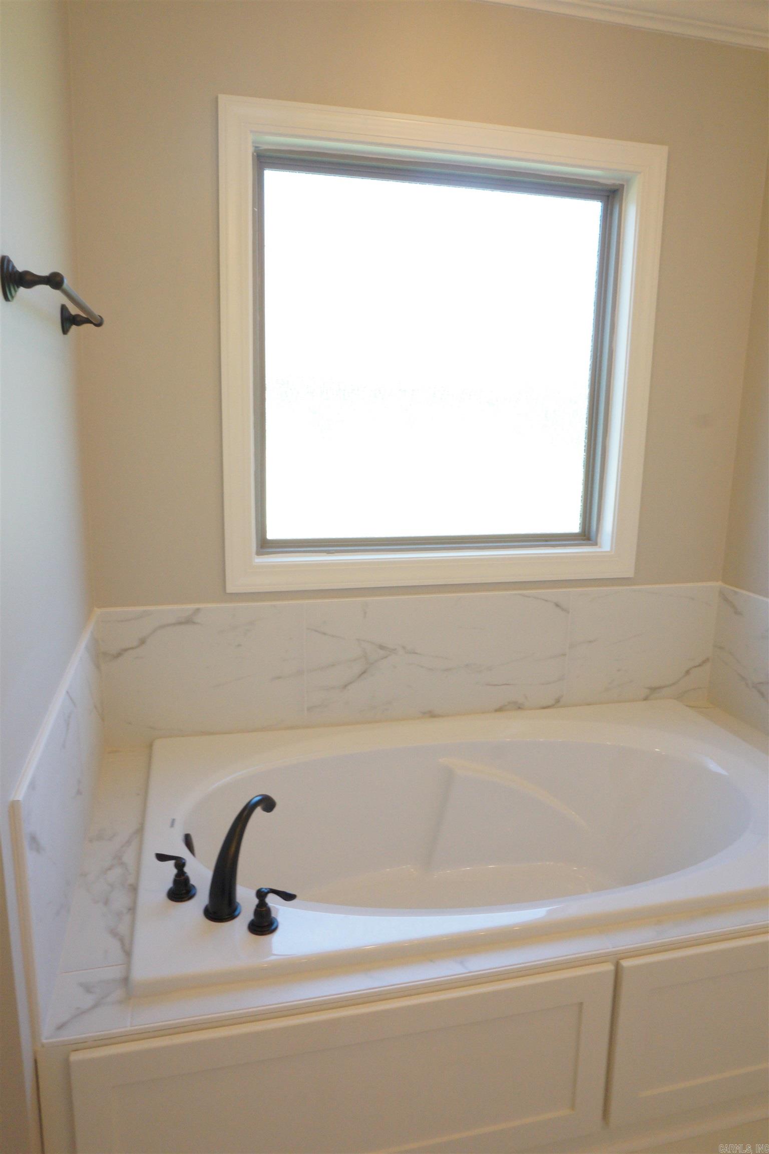 Jamestown Manor - Residential