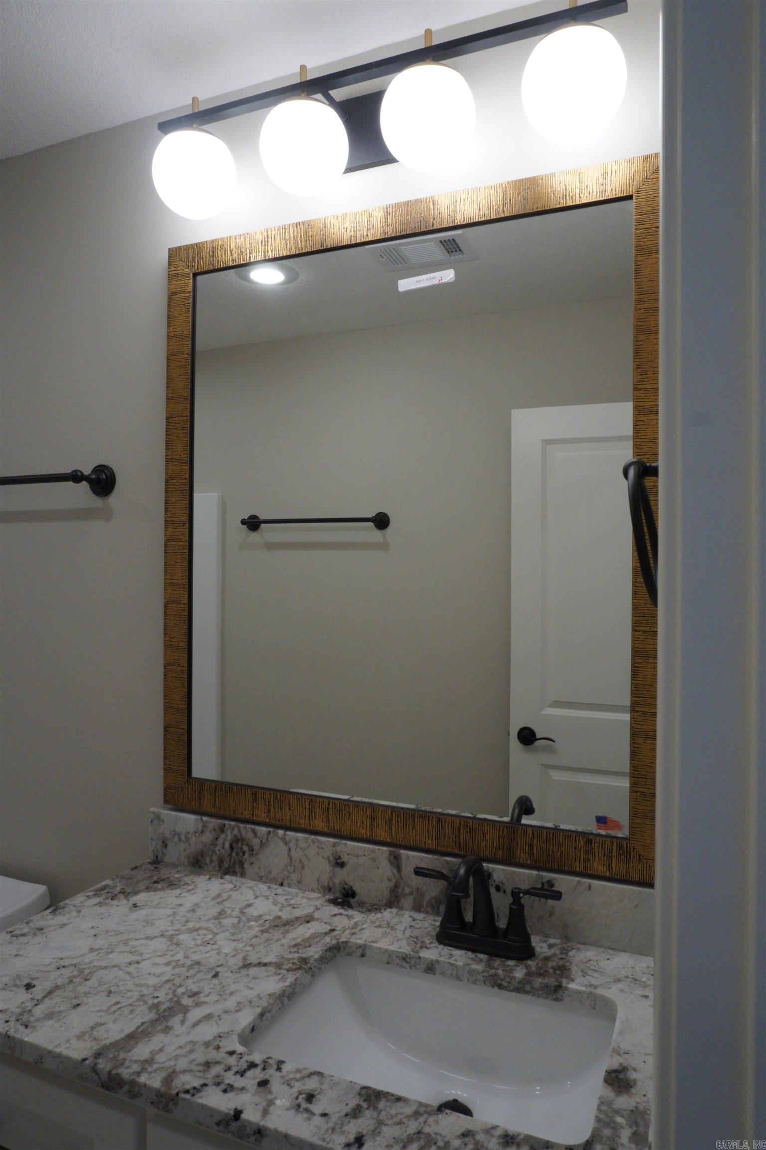 Jamestown Manor - Residential