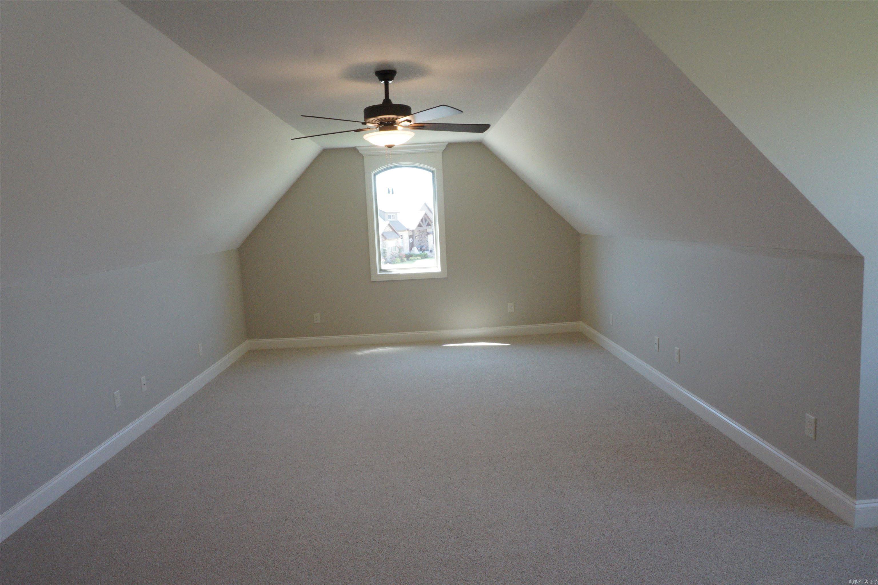 Jamestown Manor - Residential