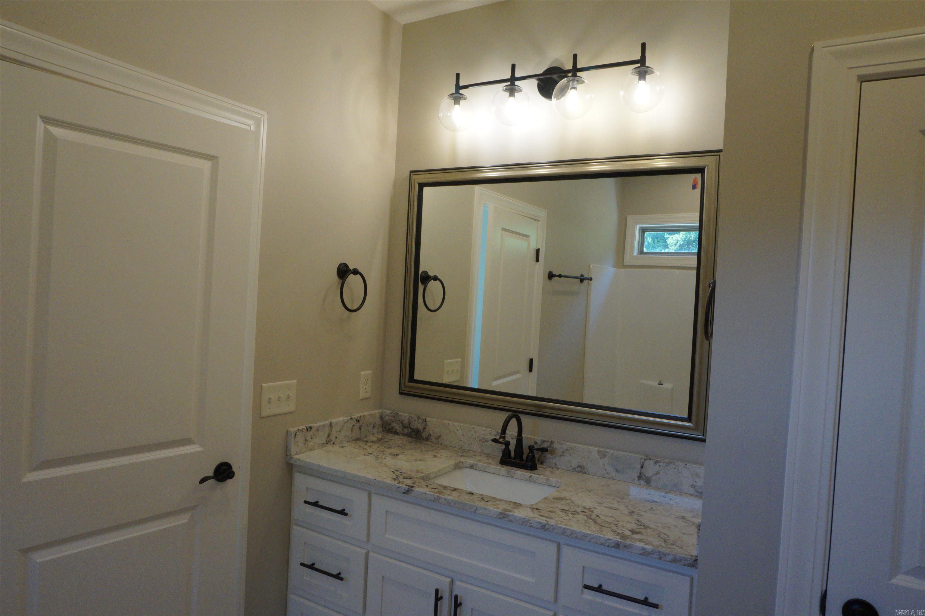 Jamestown Manor - Residential