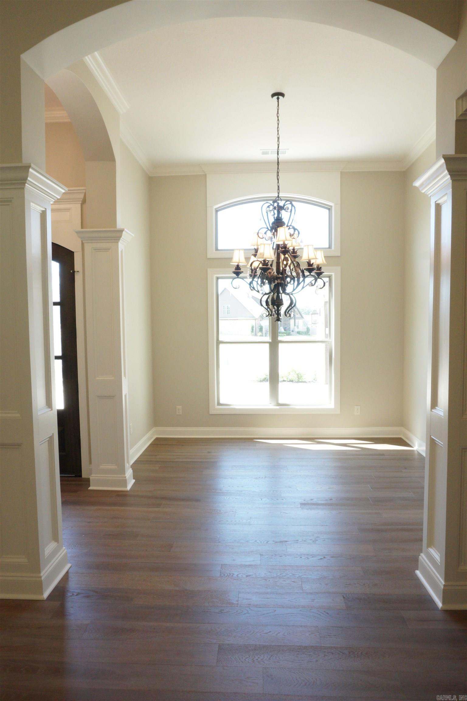 Jamestown Manor - Residential