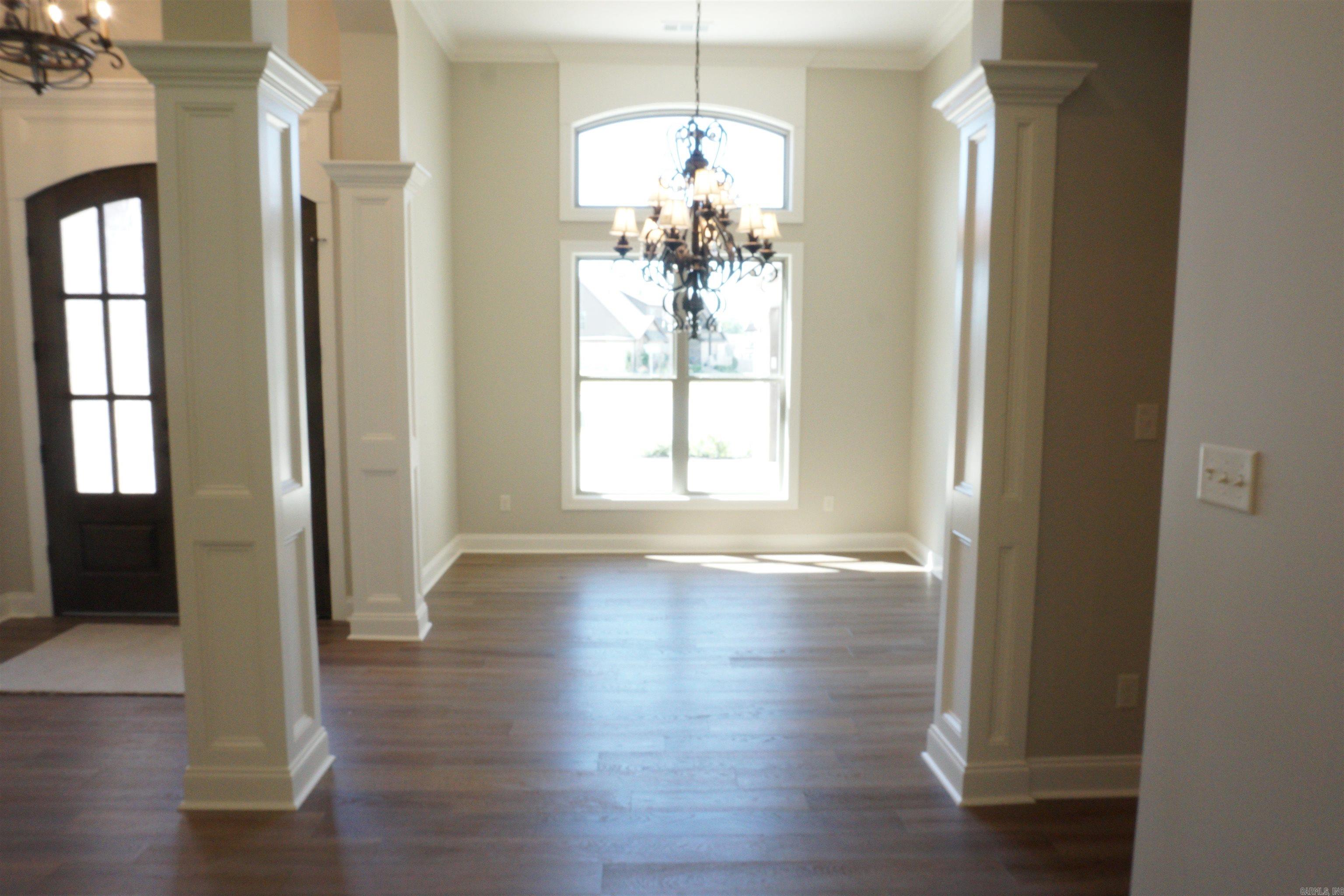 Jamestown Manor - Residential