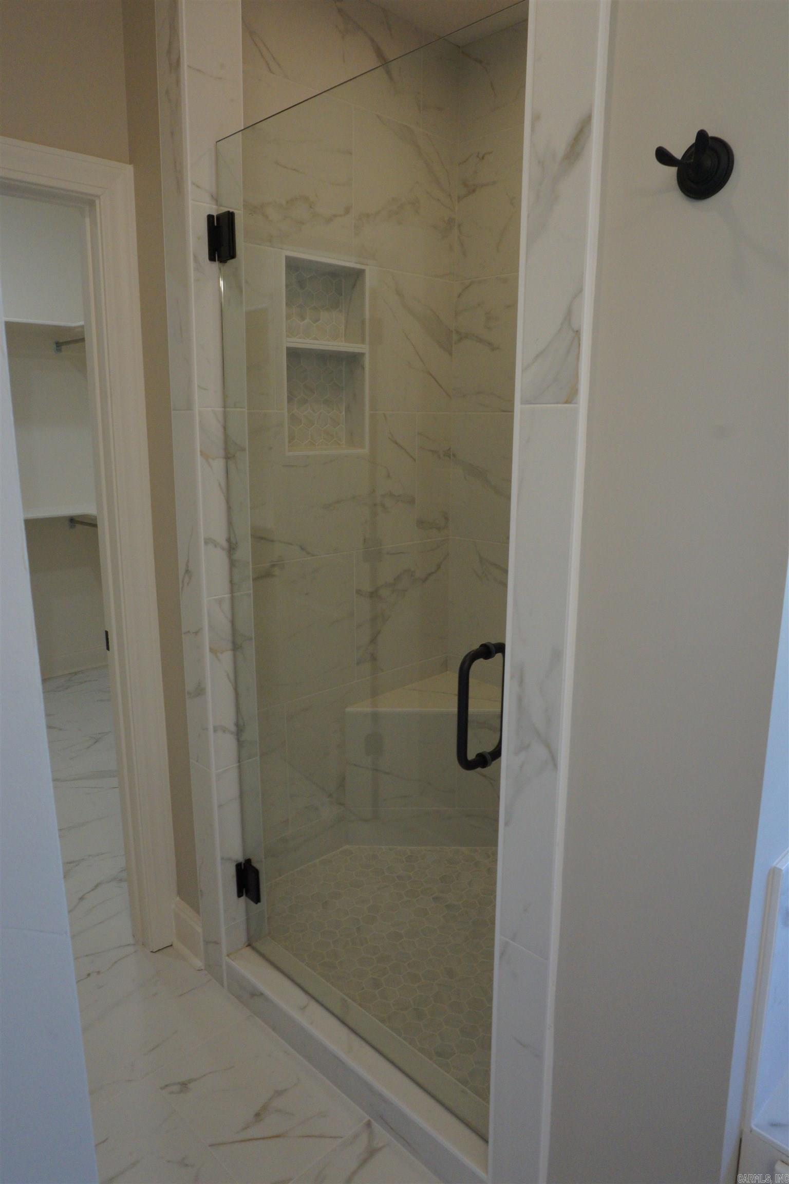 Jamestown Manor - Residential