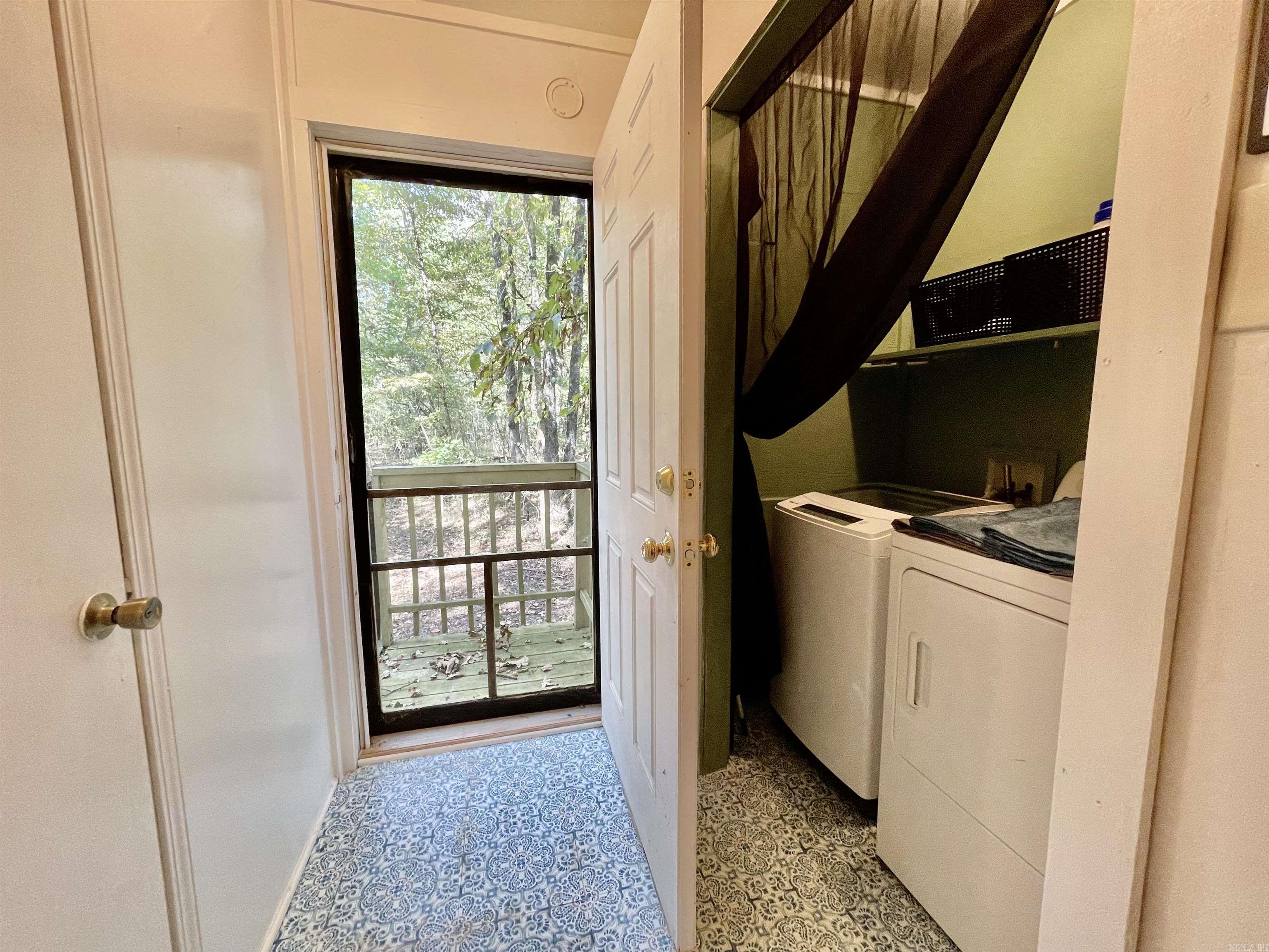 WYLDE WOOD VILL - Residential