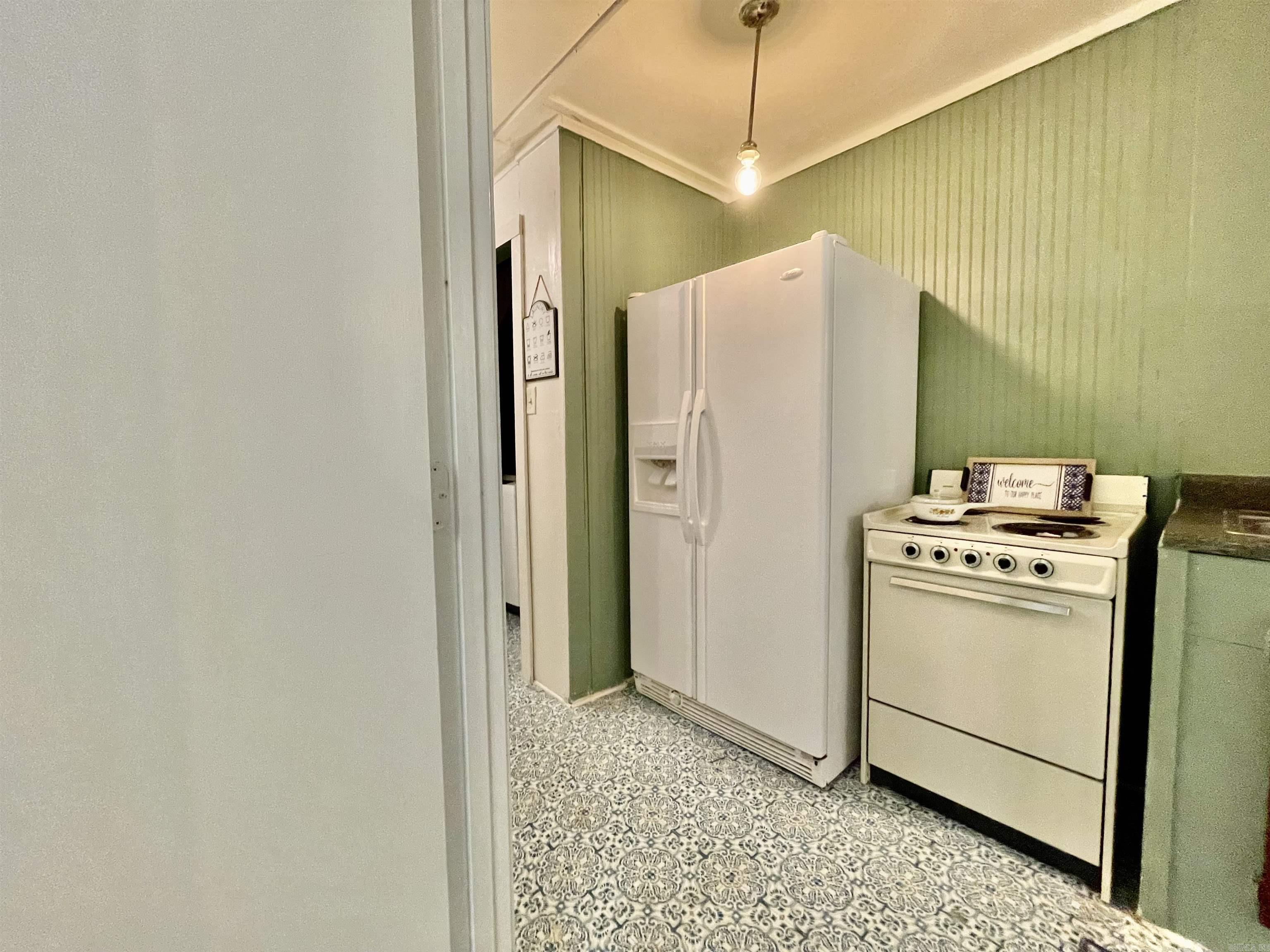 WYLDE WOOD VILL - Residential