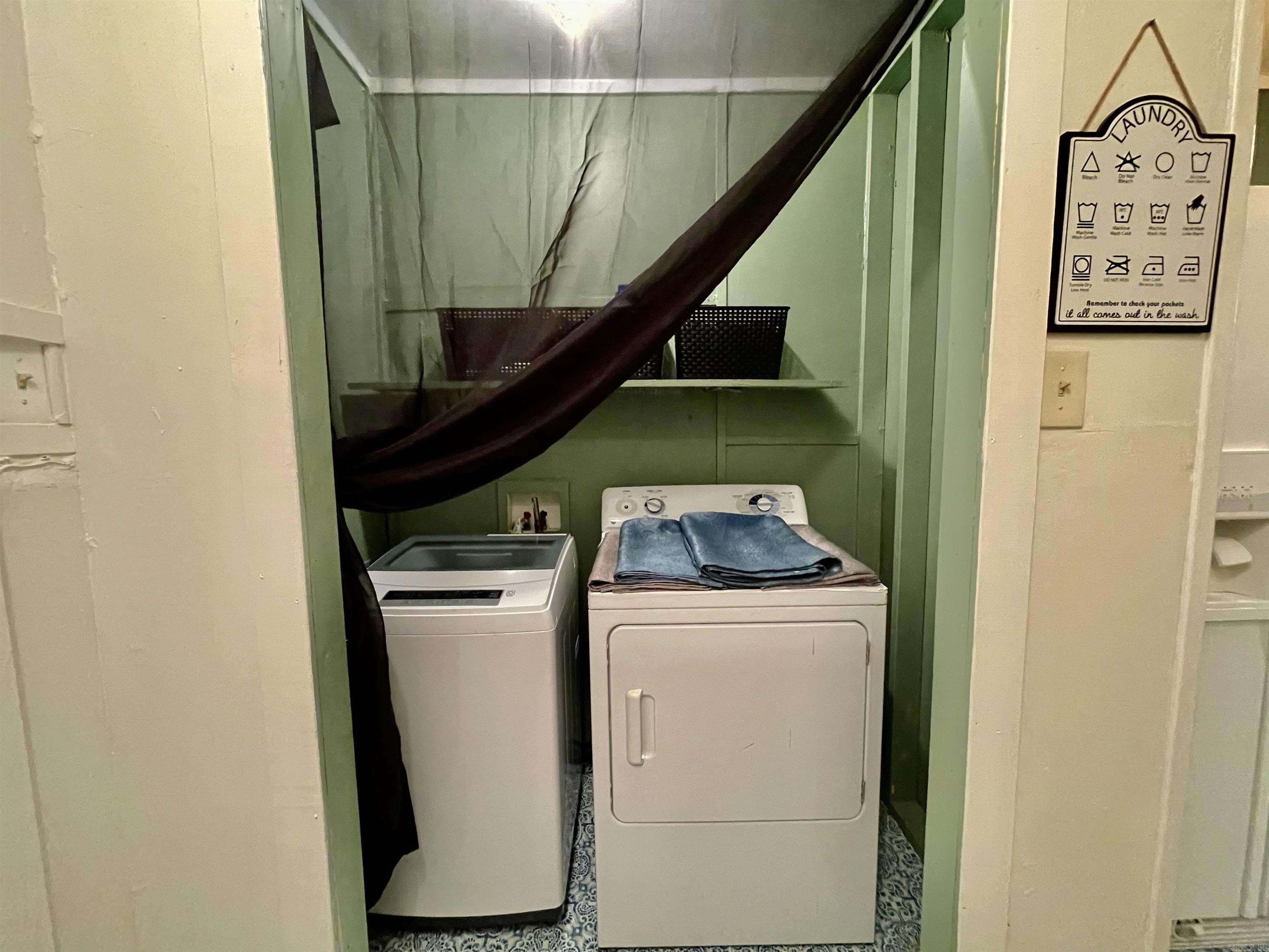 WYLDE WOOD VILL - Residential