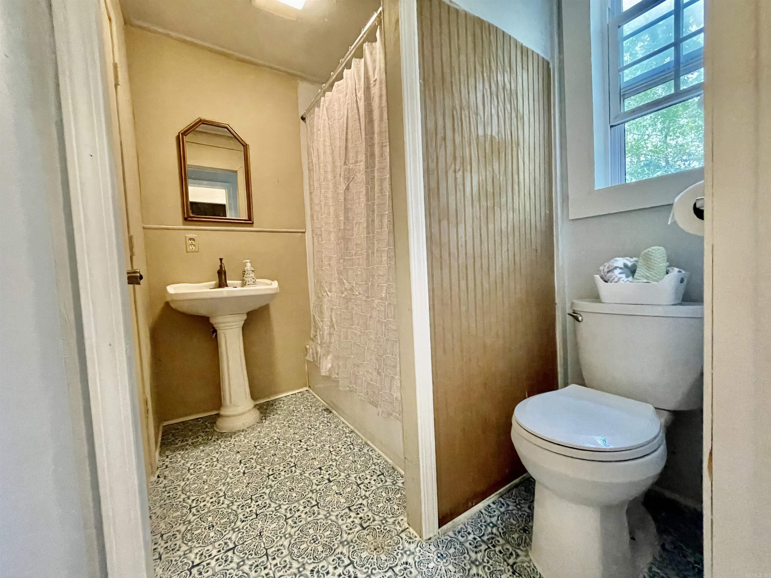 WYLDE WOOD VILL - Residential