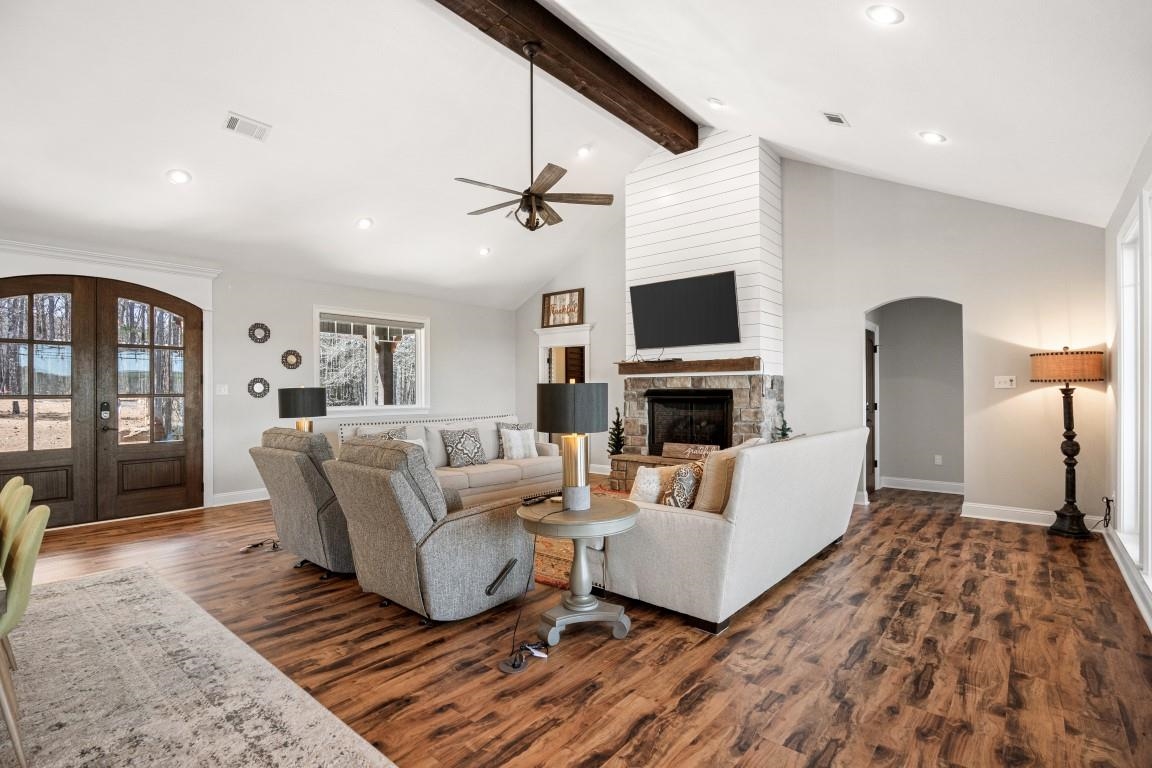 Metes & Bounds - Residential