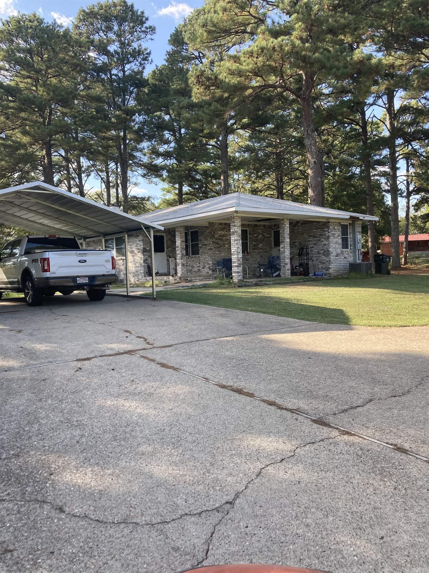 Lake Hamilton Outside - Residential