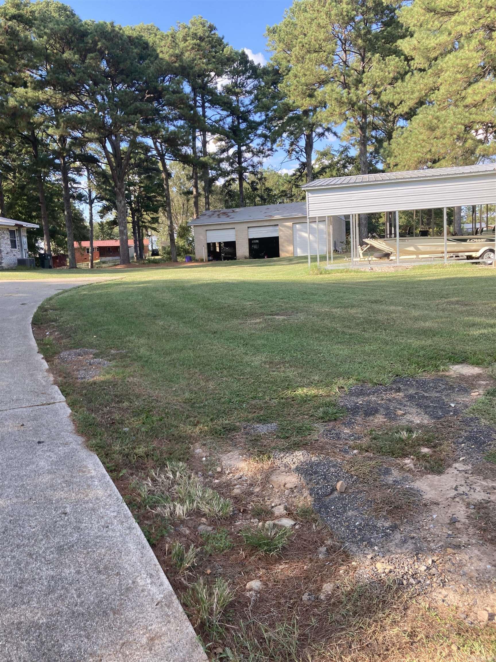 Lake Hamilton Outside - Residential