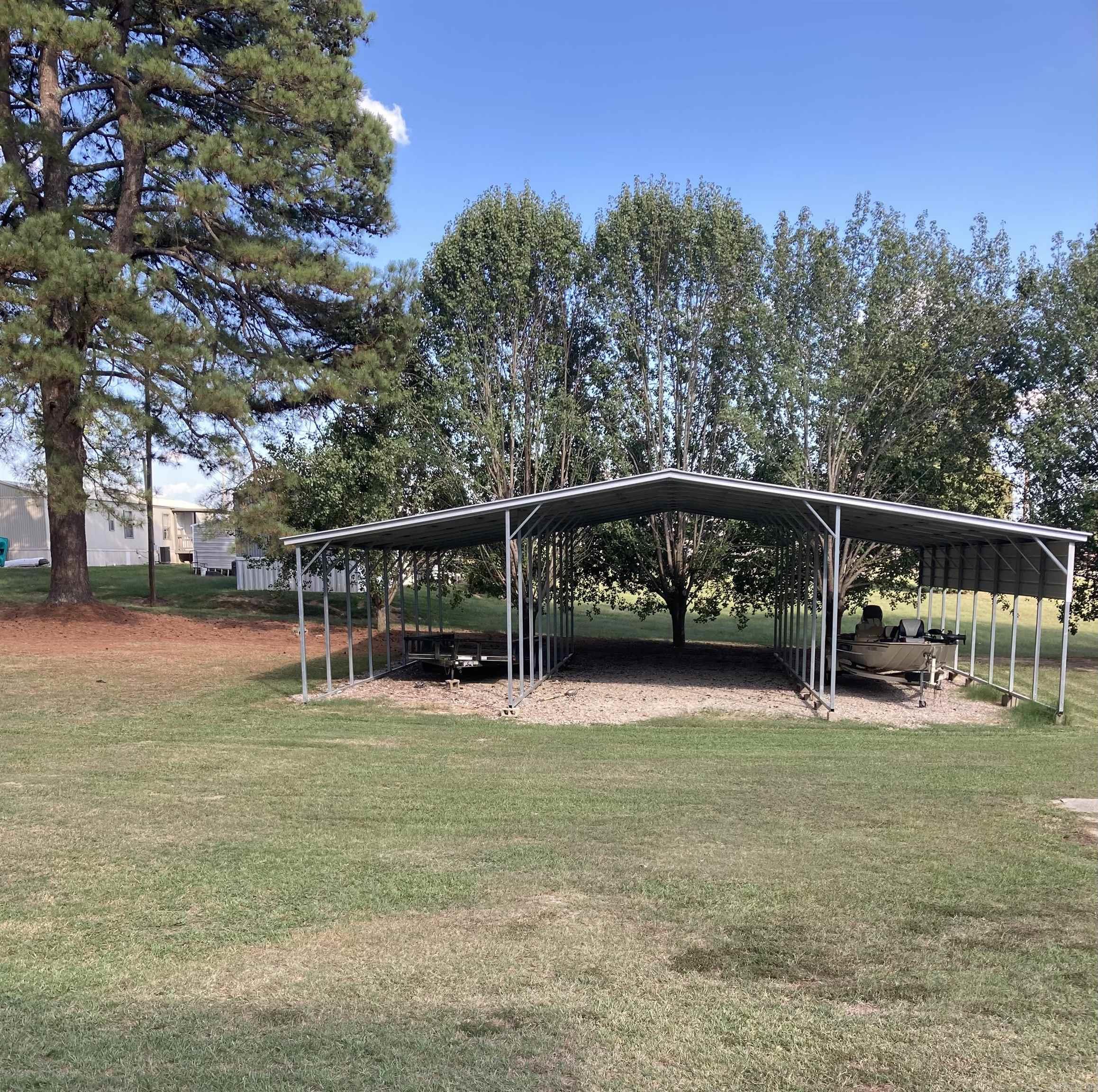 Lake Hamilton Outside - Residential