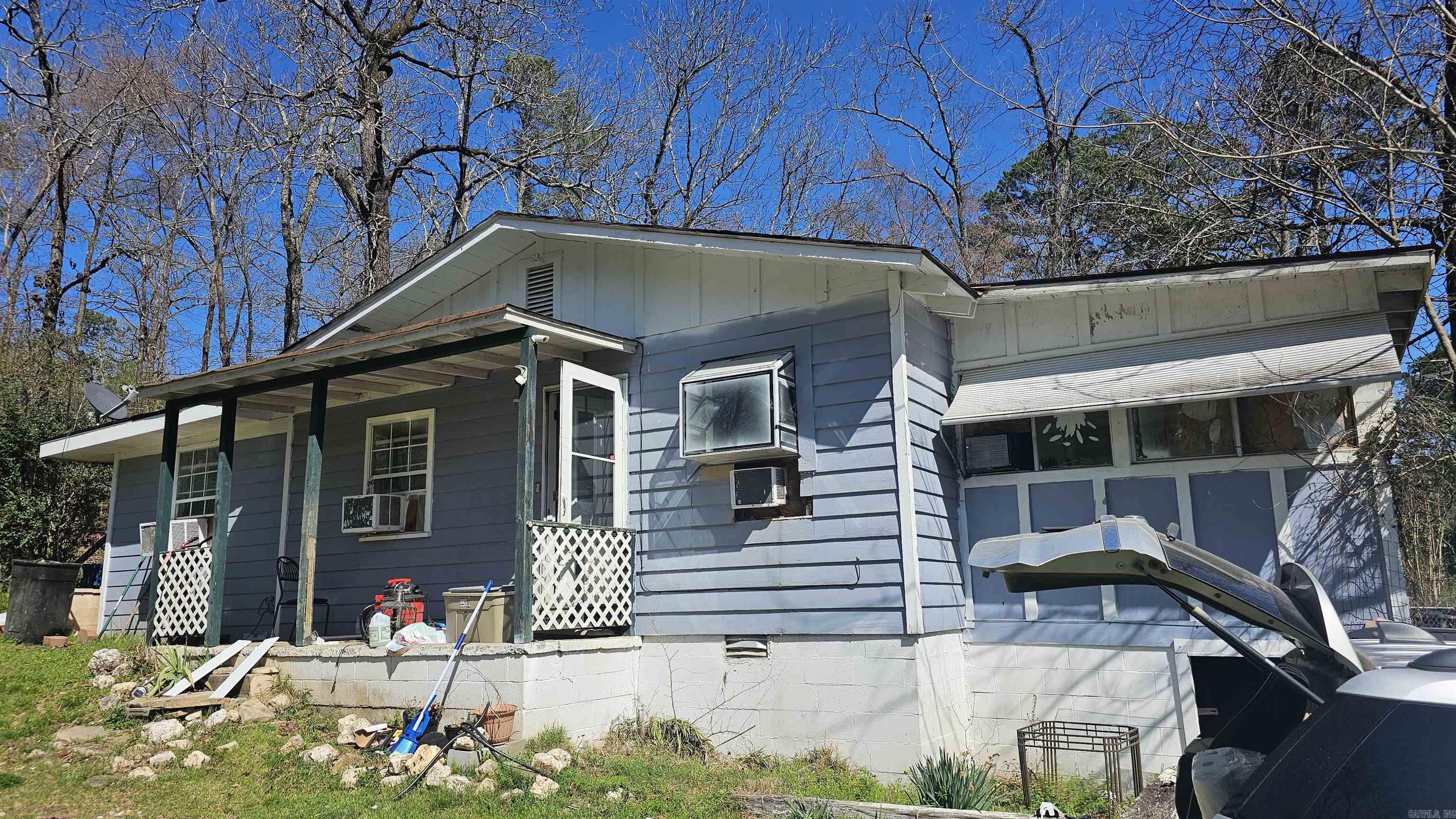 ARROWHEAD LAKE ESTATES 1 - Residential