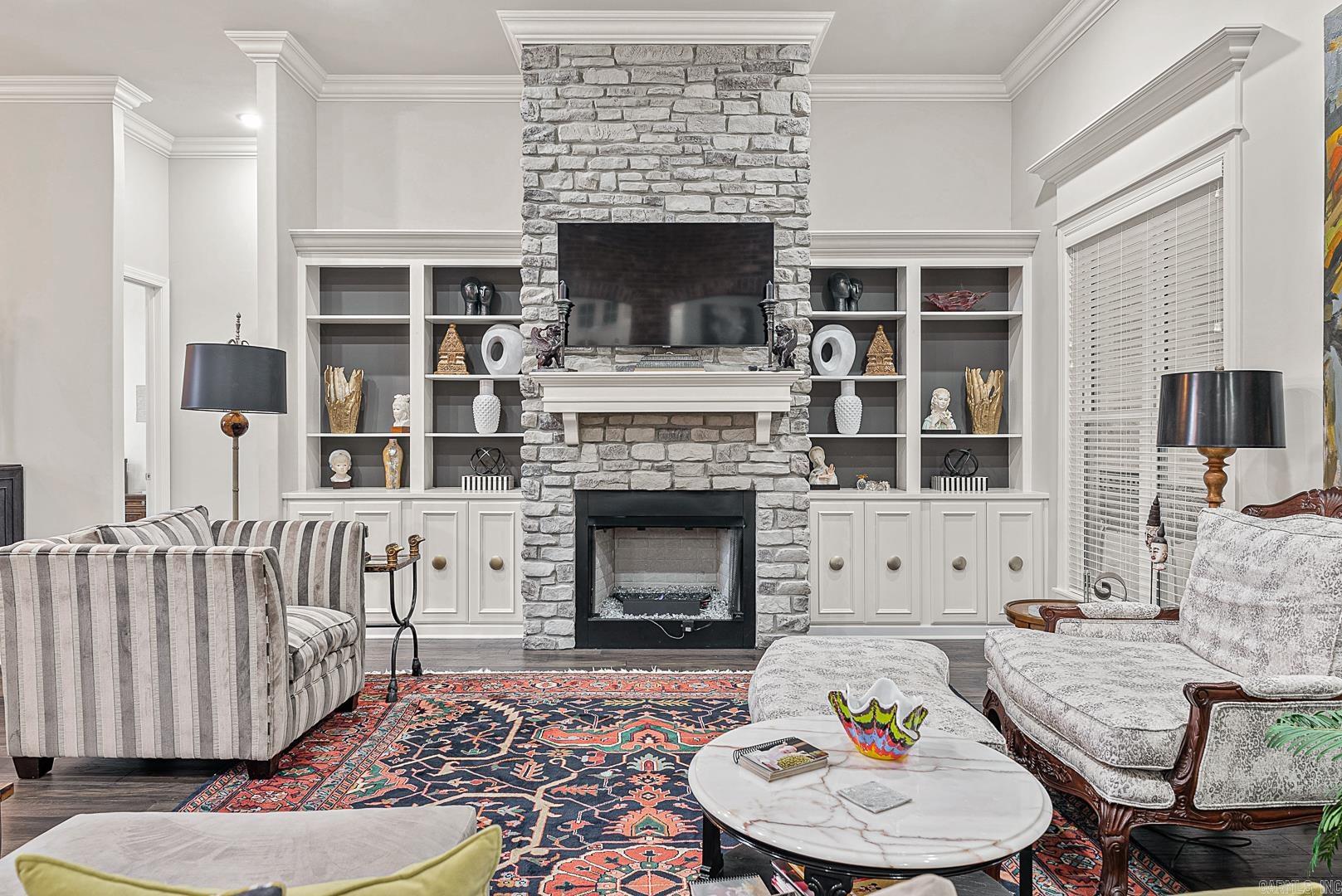 BARRINGTON PARK - Residential