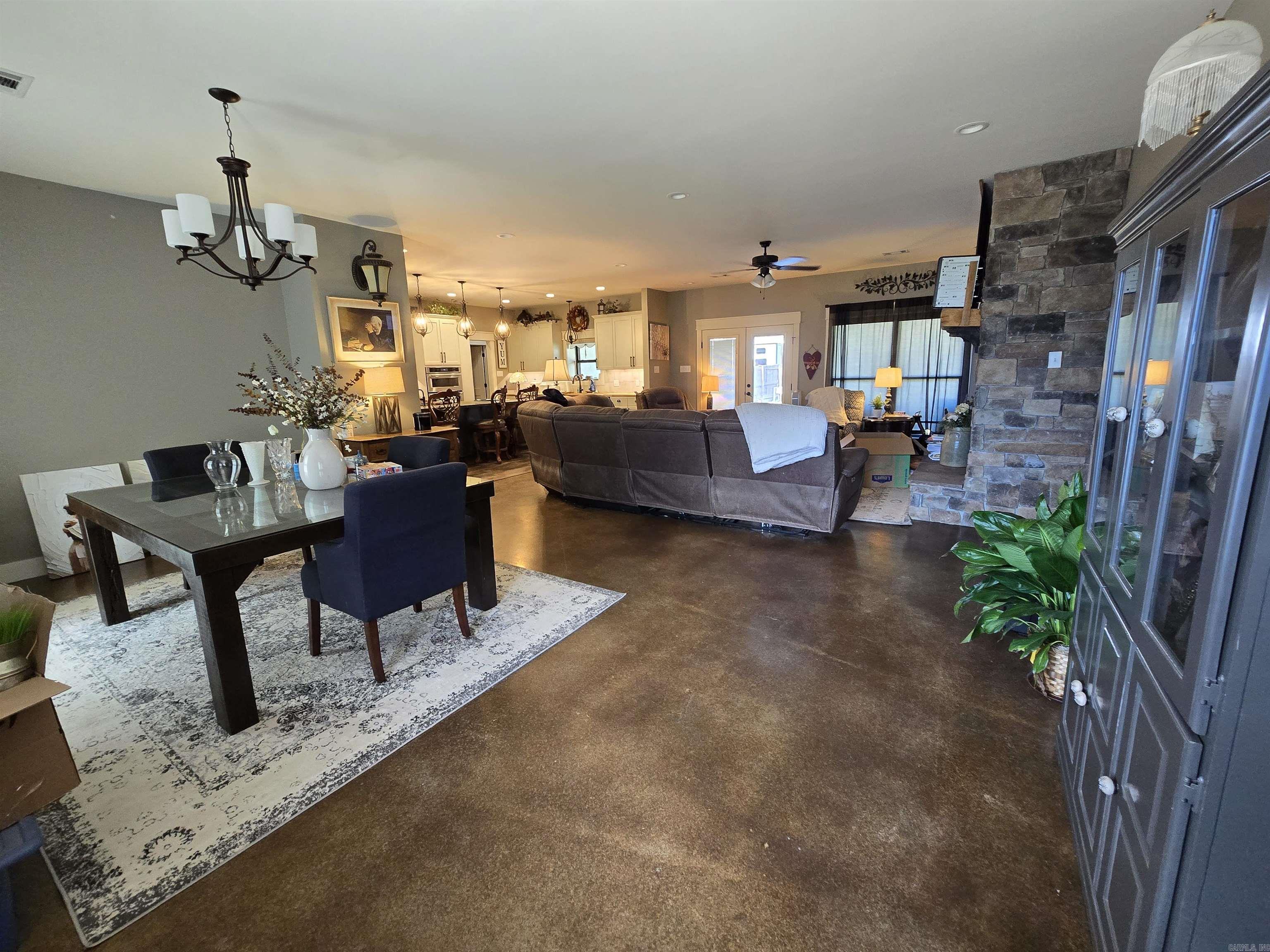 CEDAR PARK ESTATES - Residential