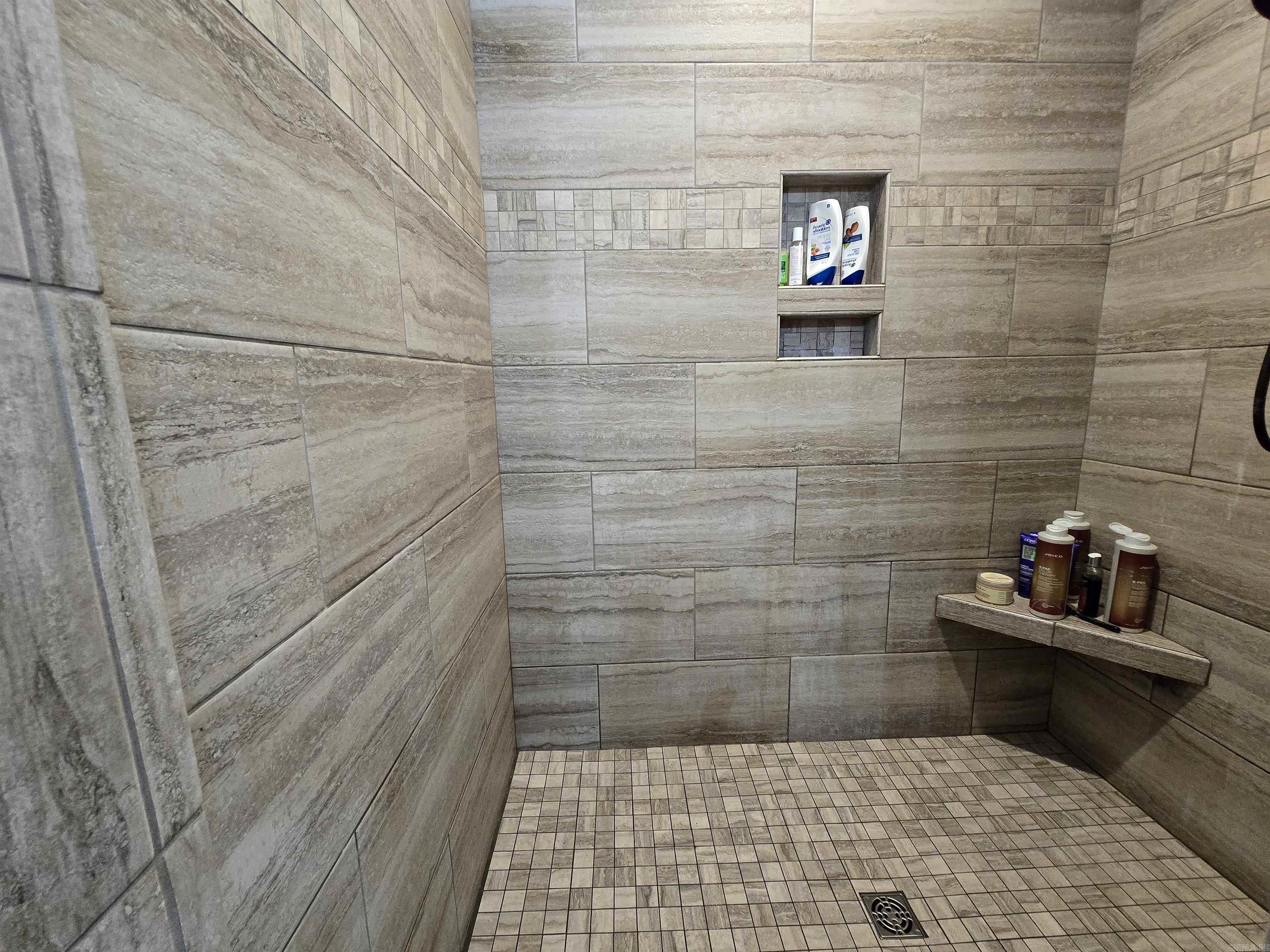 CEDAR PARK ESTATES - Residential