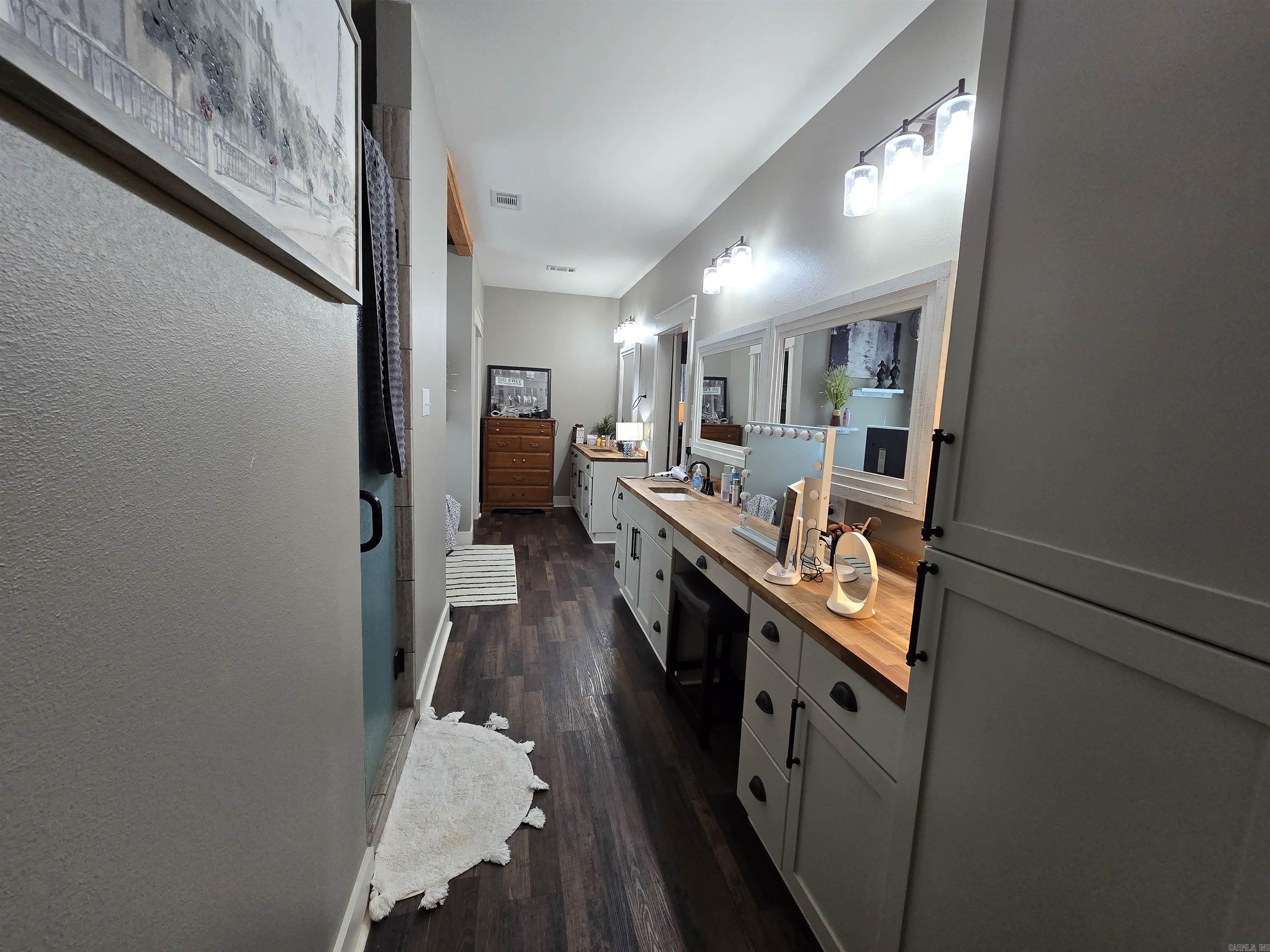 CEDAR PARK ESTATES - Residential