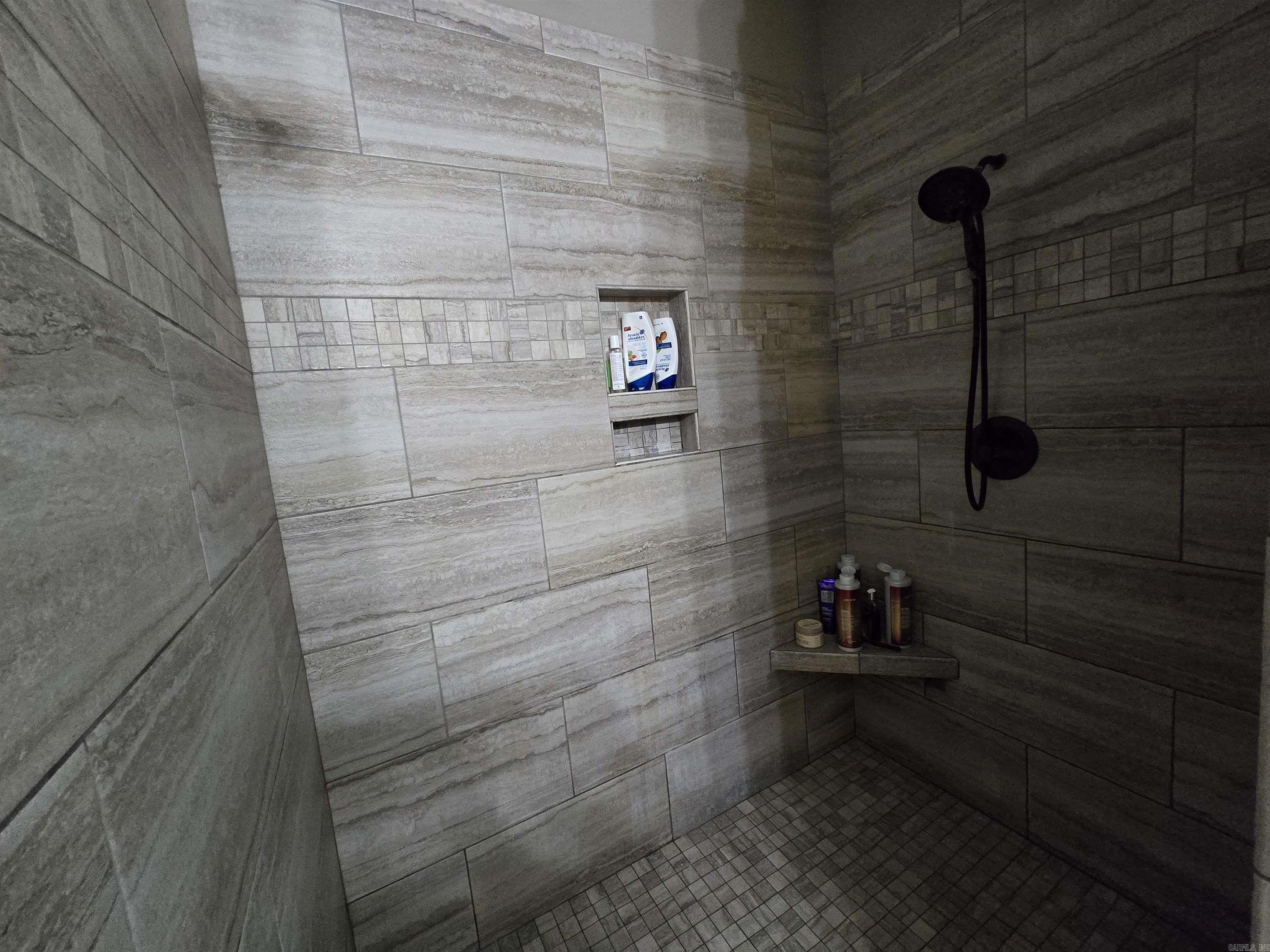 CEDAR PARK ESTATES - Residential