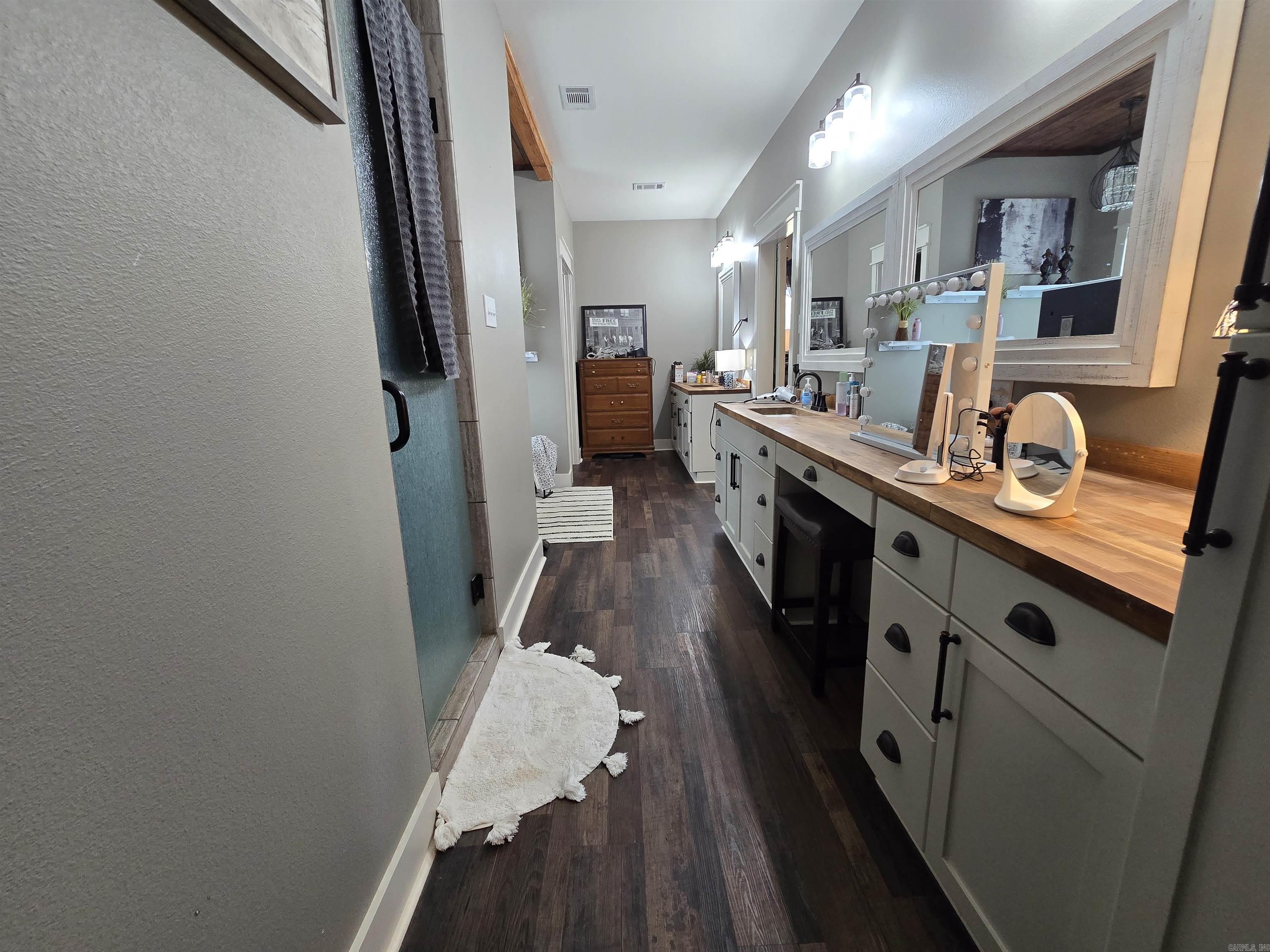 CEDAR PARK ESTATES - Residential