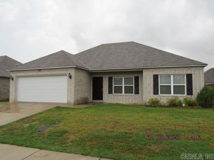 Well maintained newer home, 3 bedrooms, 2 full baths, split bedroom plan, LVT flooring in main areas & carpet in the bedrooms, all kitchen appliances including refrigerator, separate laundry room with hook-ups, 2-inch blinds throughout, all electric home, 2 car garage with opener, partially fenced yard, and more! Small pets negotiable with a non-refundable pet fee. ***PLEASE NOTE WE DO NOT ADVERTISE ON CRAIGSLIST OR FACEBOOK MARKETPLACE. ANY LISTING OF OURS SEEN IS A SCAM!!!***