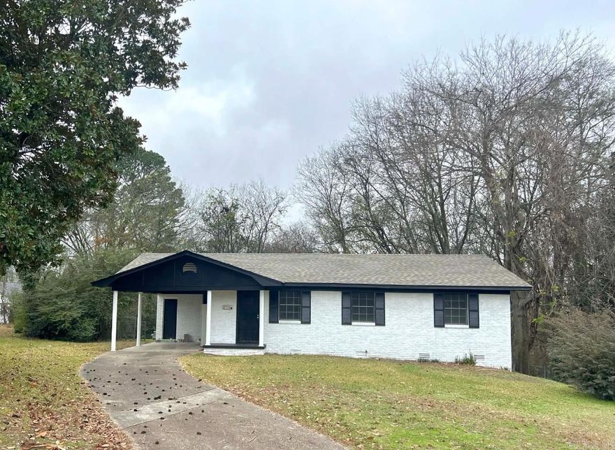 Beautifully updated 3-bedroom, 1.5-bath home featuring fresh interior and exterior paint and brand-new flooring throughout. Move-in ready with modern updates and a bright, welcoming feel.
