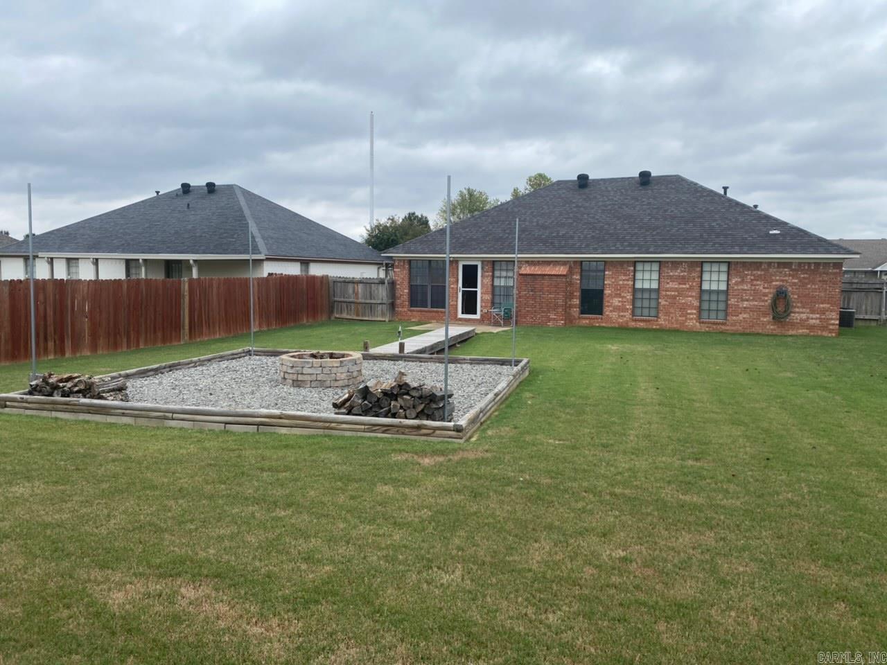 SPRING VALLEY - Residential