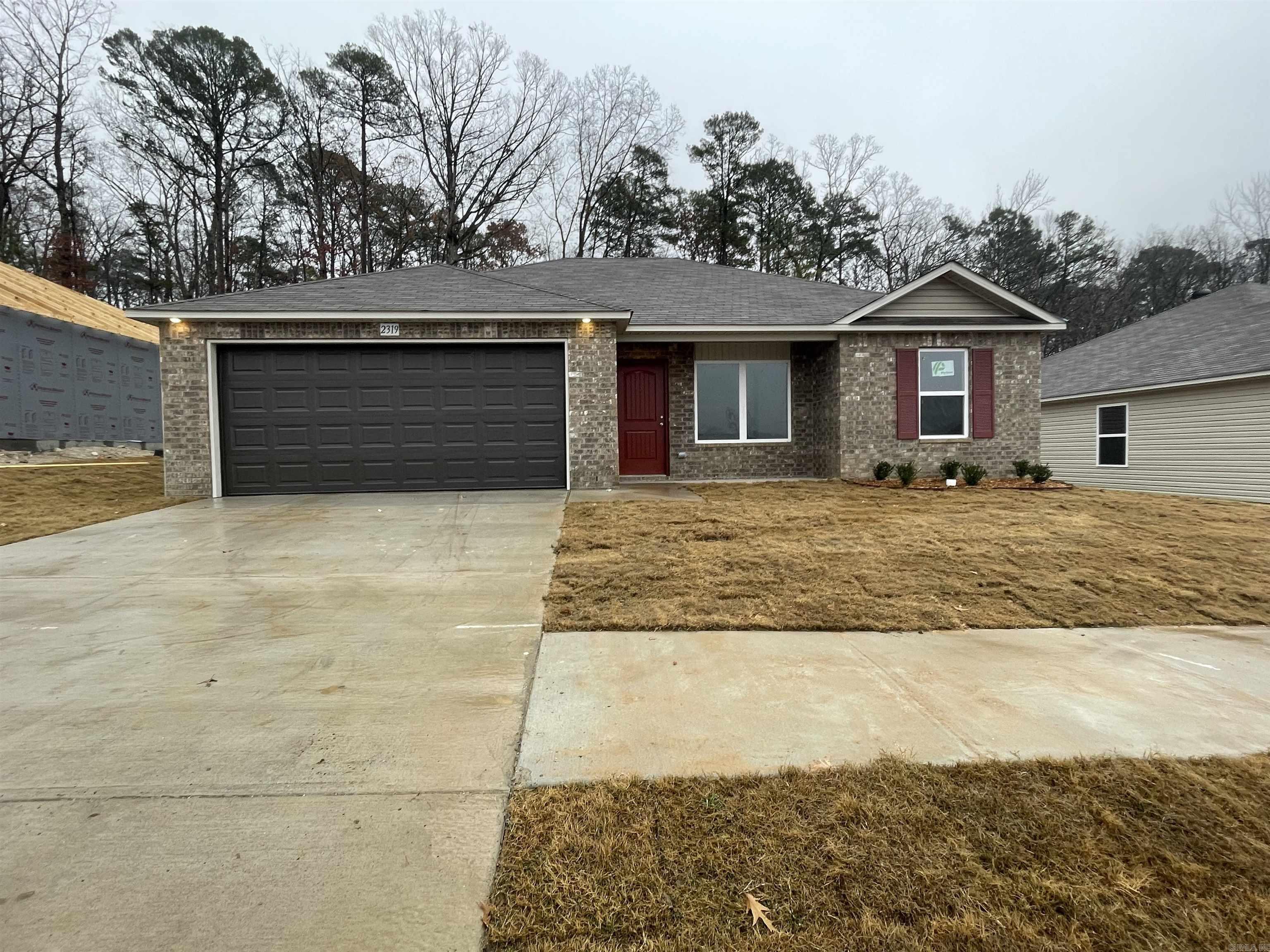 HILLDALE CROSSING - Residential