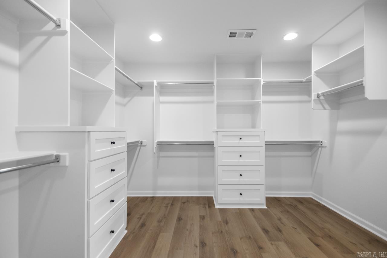 TIMBER POINT - Residential