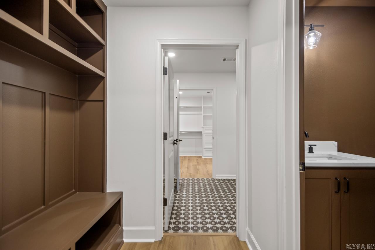 TIMBER POINT - Residential