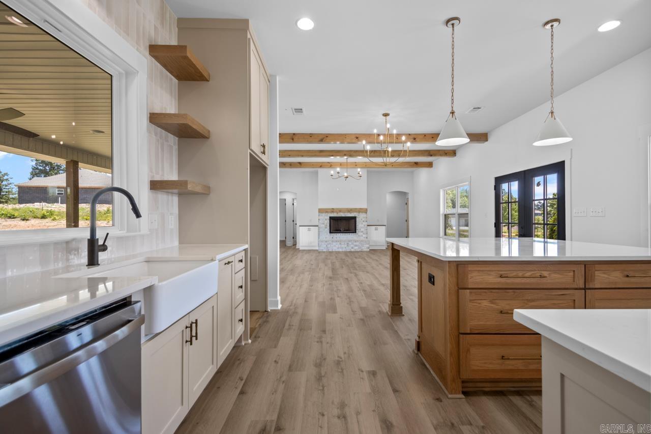 TIMBER POINT - Residential