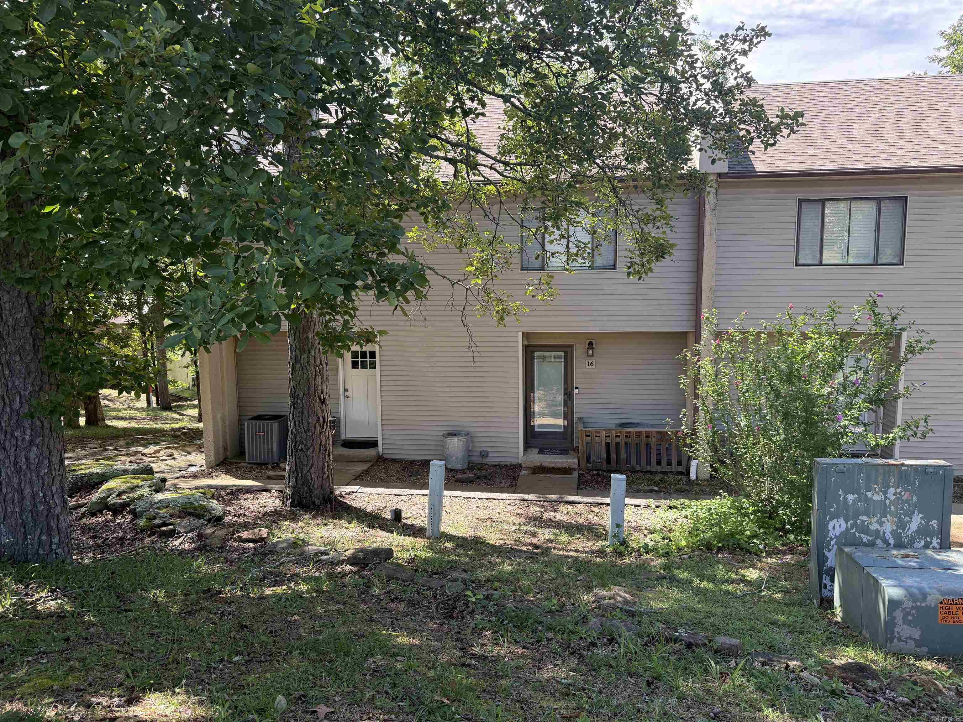 CHELSEA HEIGHTS CONDO - Residential