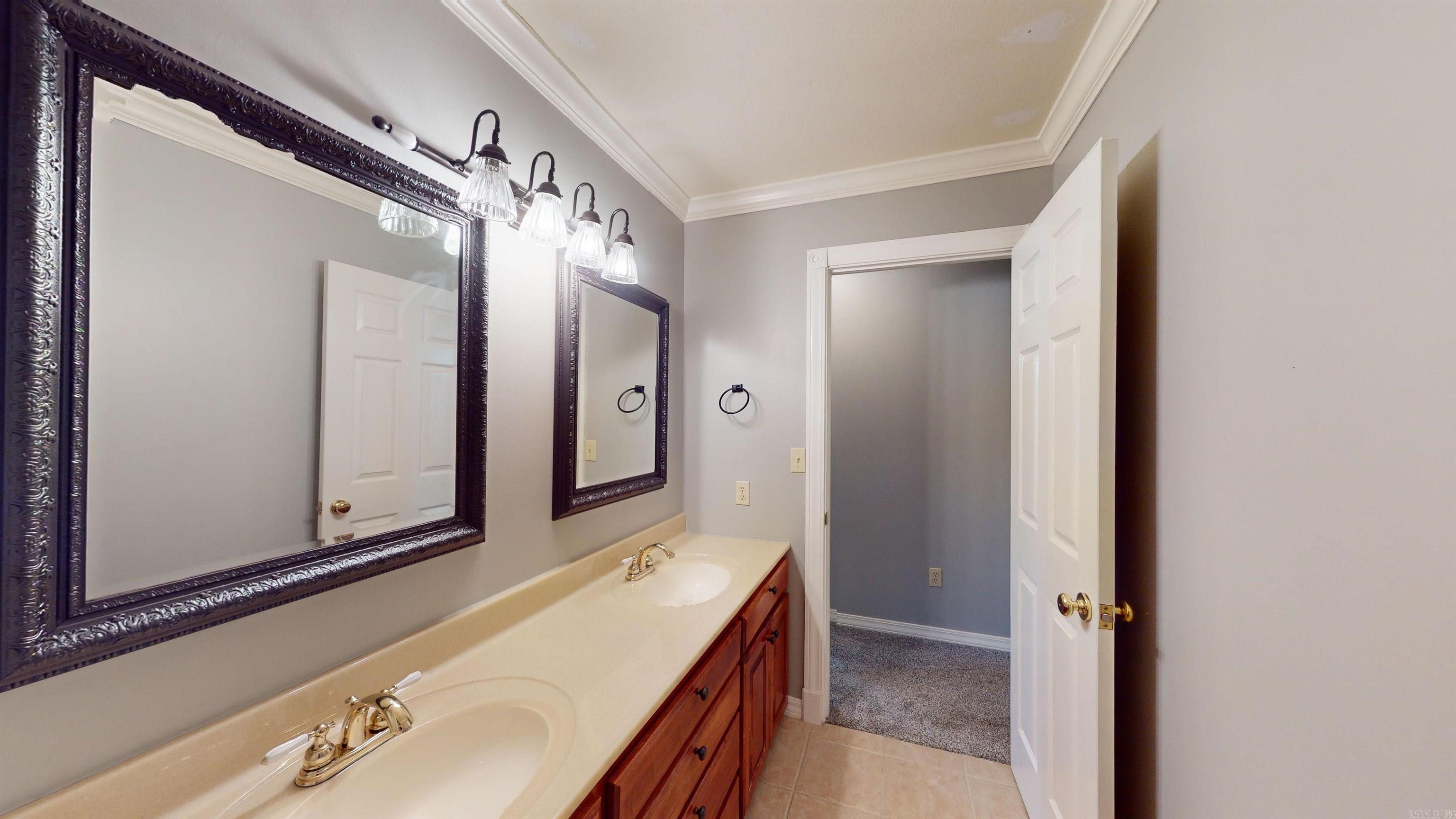 Long Meadow - Residential