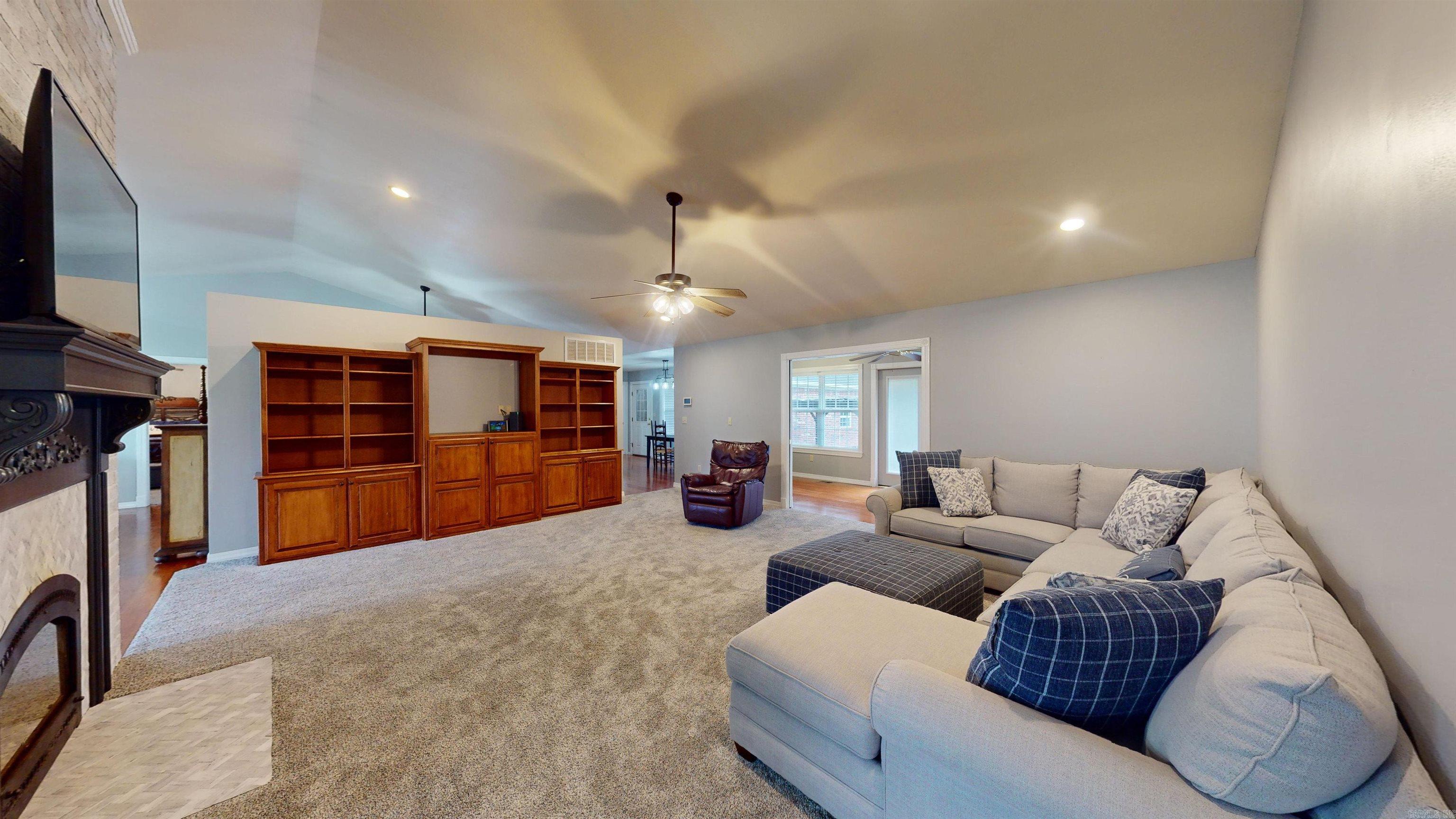 Long Meadow - Residential