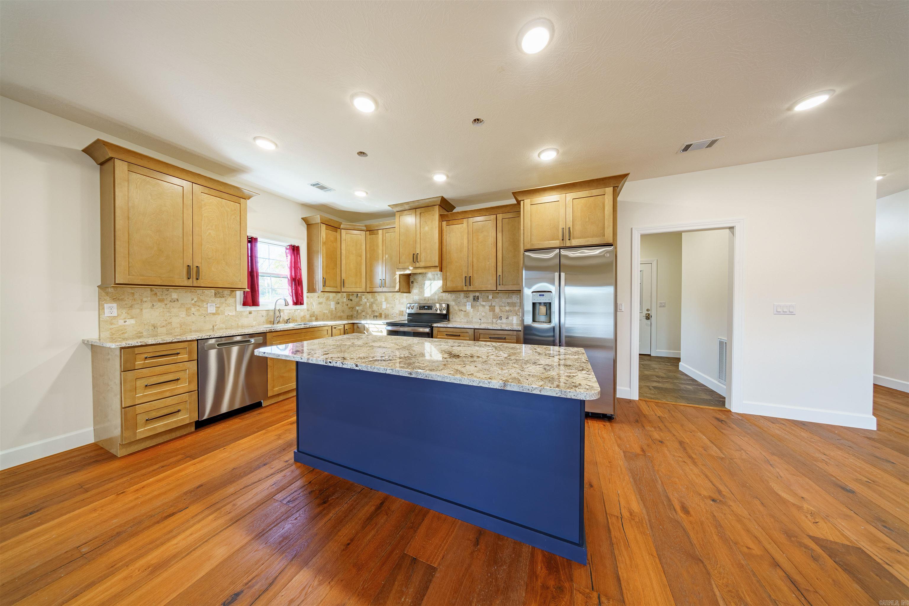 CROWN ADDITION - Residential