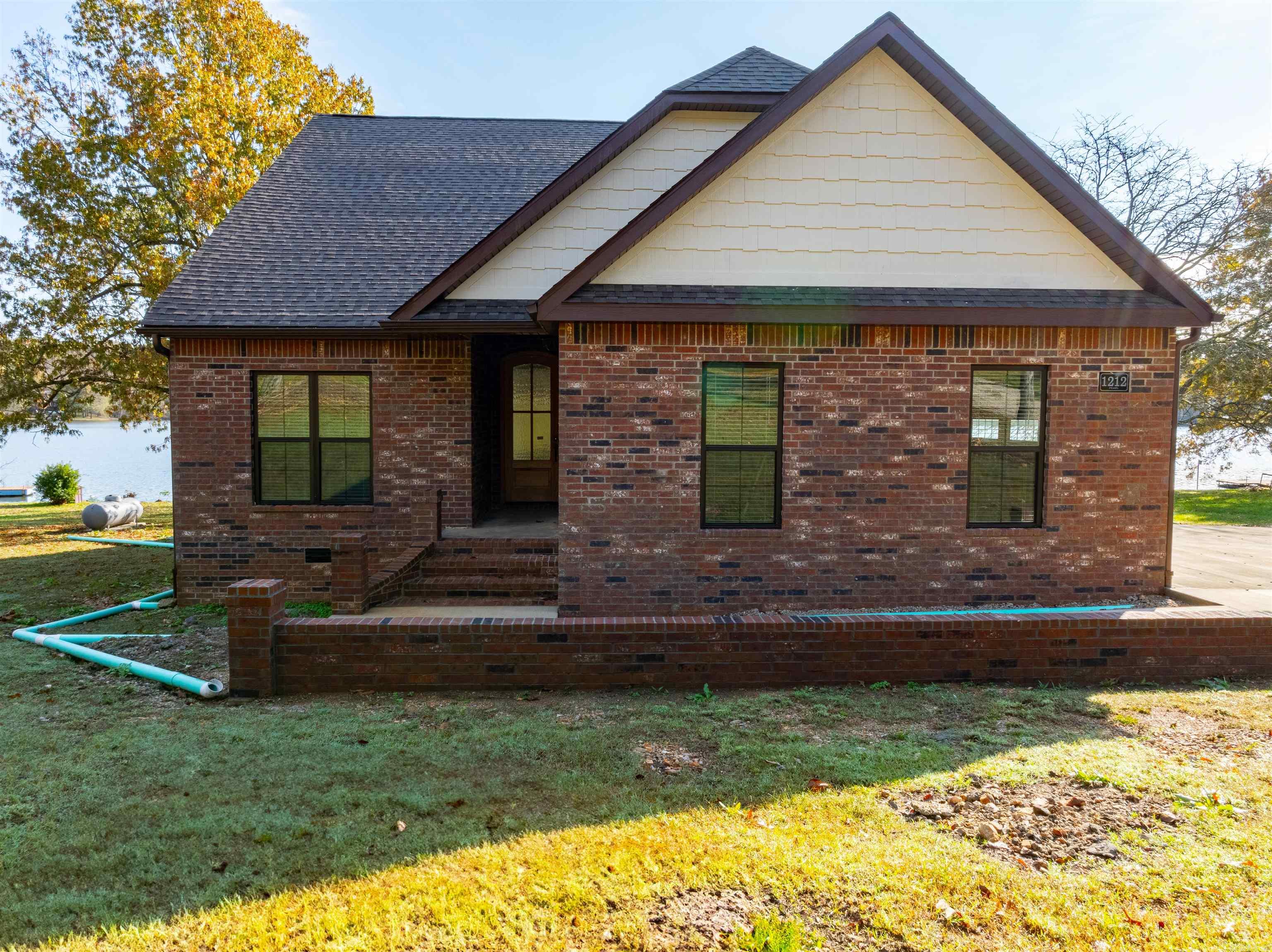 CROWN ADDITION - Residential