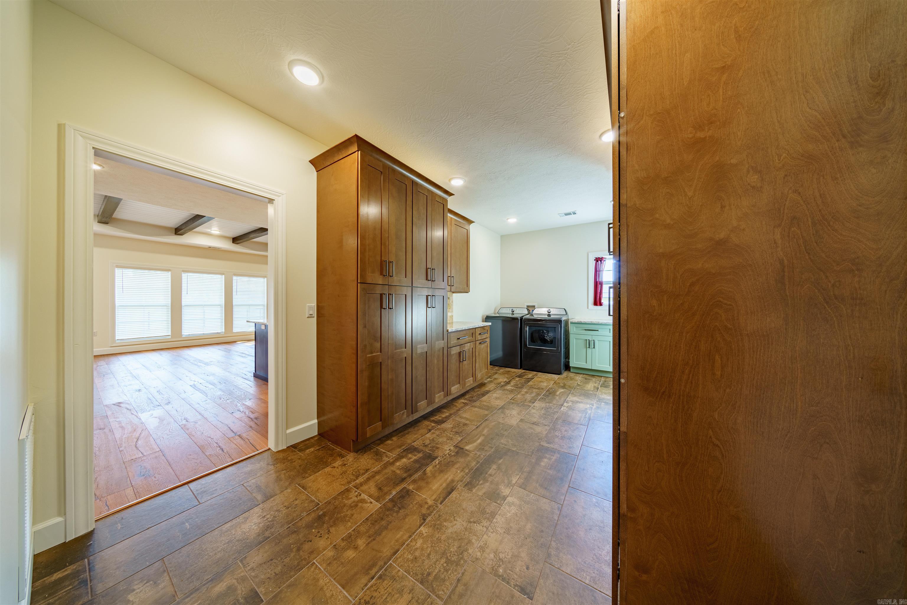 CROWN ADDITION - Residential