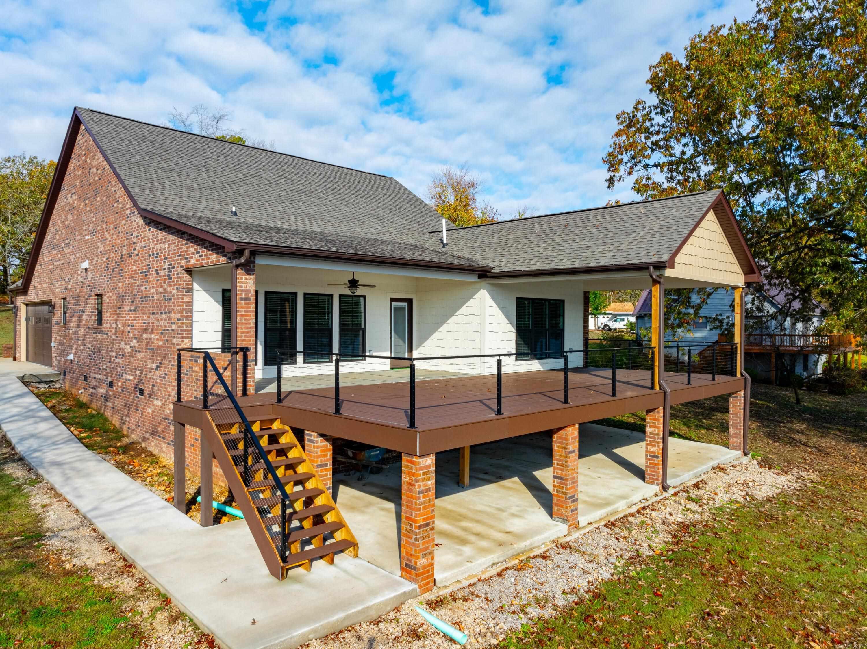 CROWN ADDITION - Residential