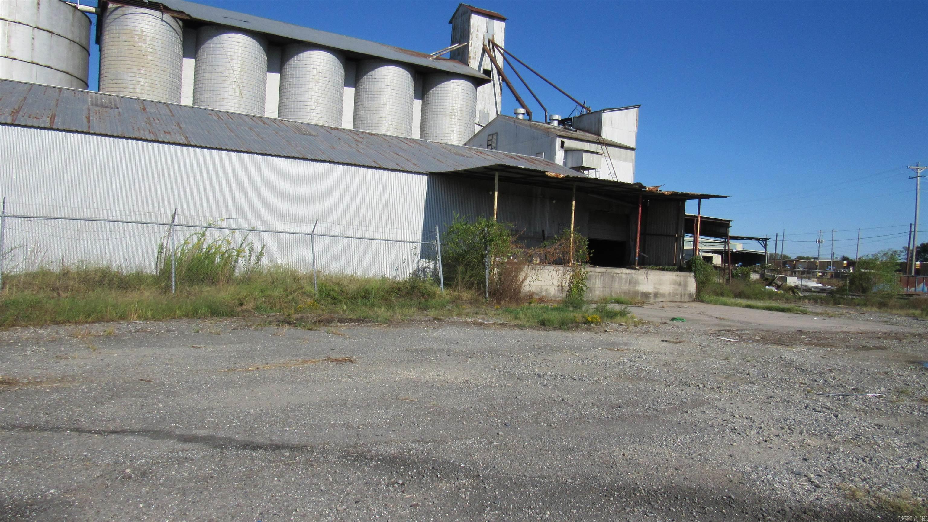 Metes & Bounds - Commercial Sale