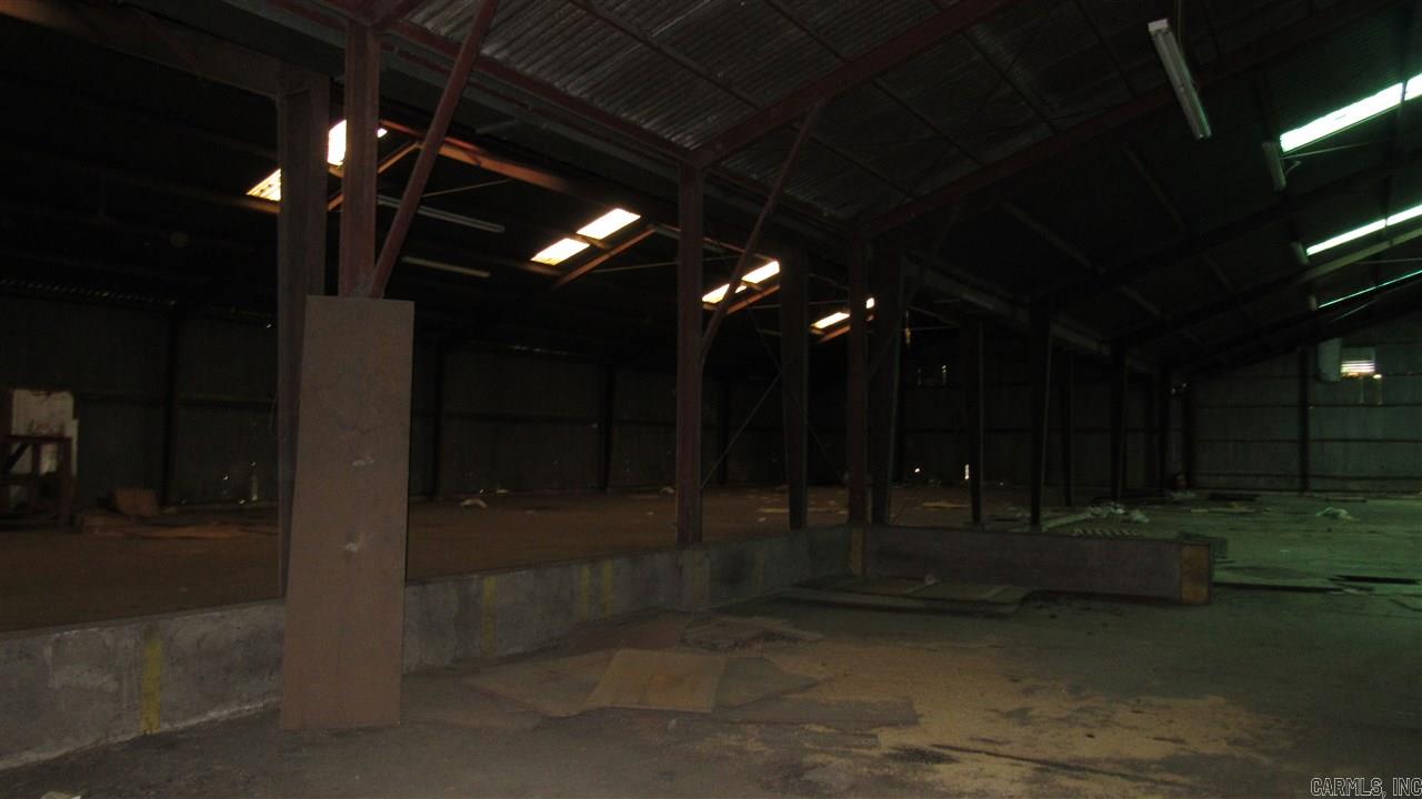 Metes & Bounds - Commercial Sale