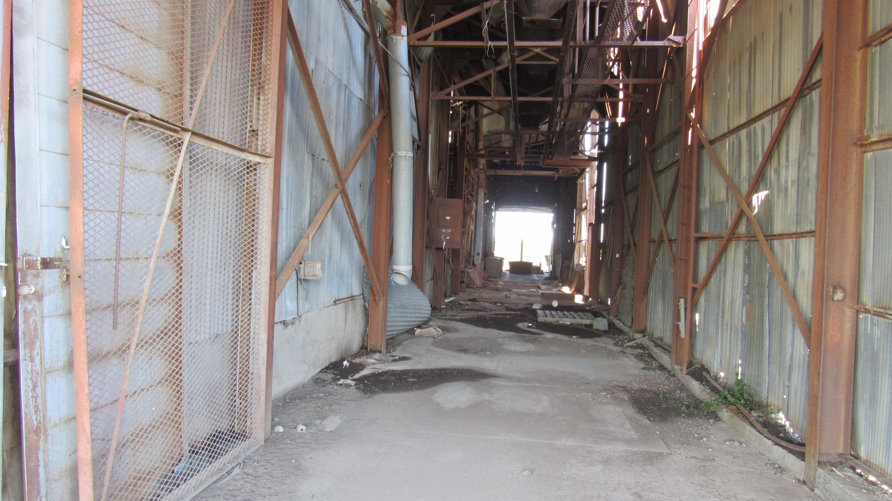 Metes & Bounds - Commercial Sale