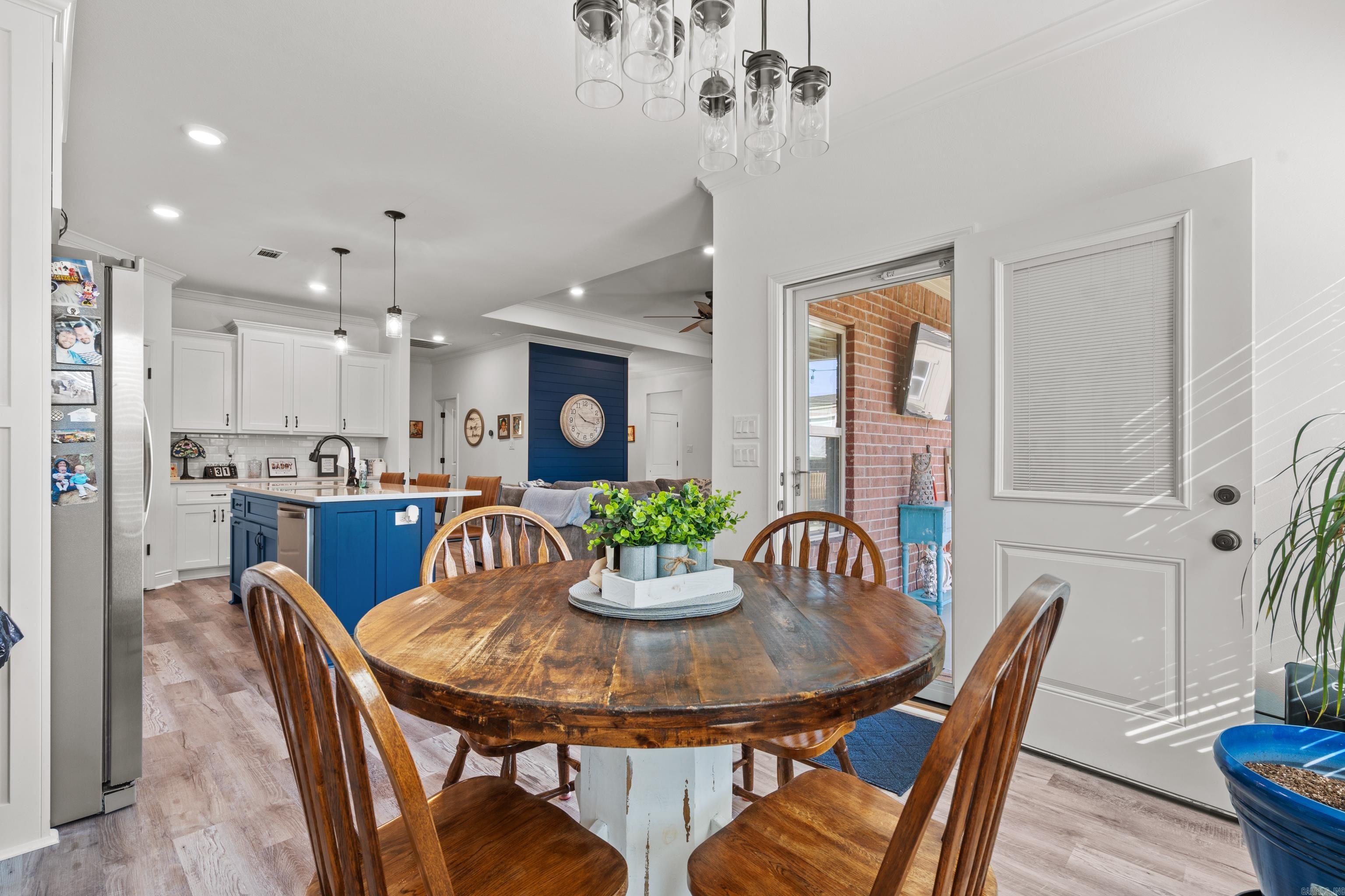 NORTHSHORE RIDGE - Residential