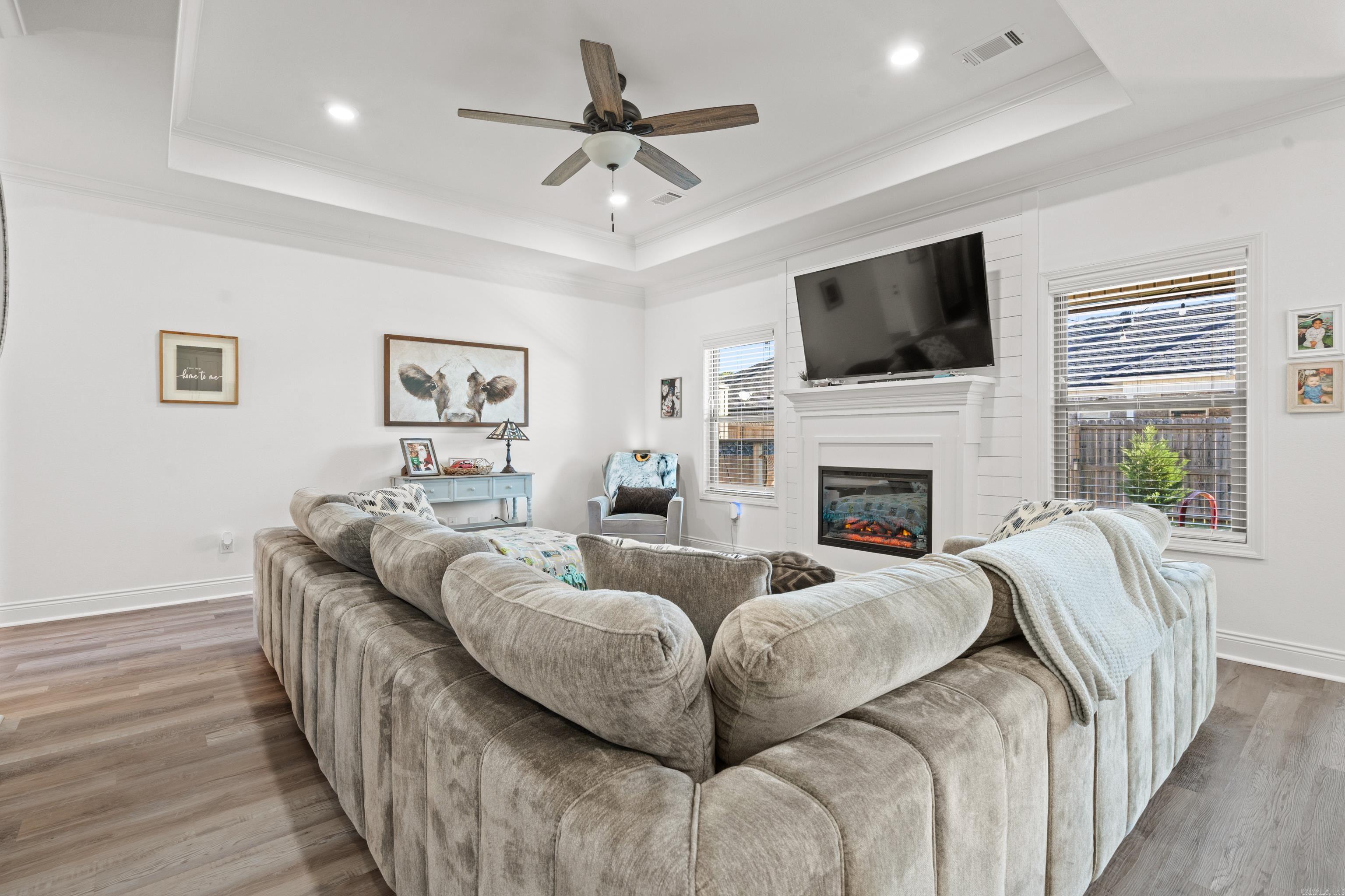 NORTHSHORE RIDGE - Residential