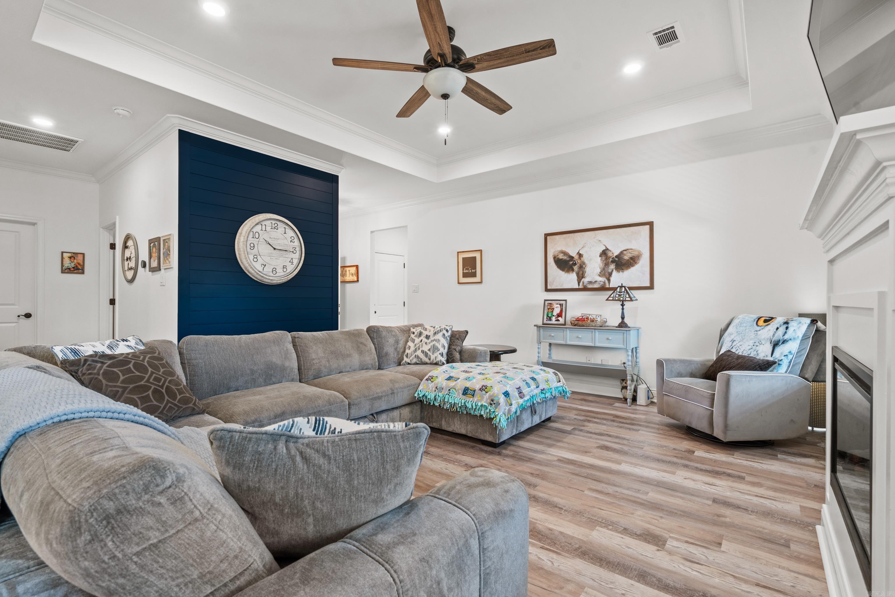 NORTHSHORE RIDGE - Residential