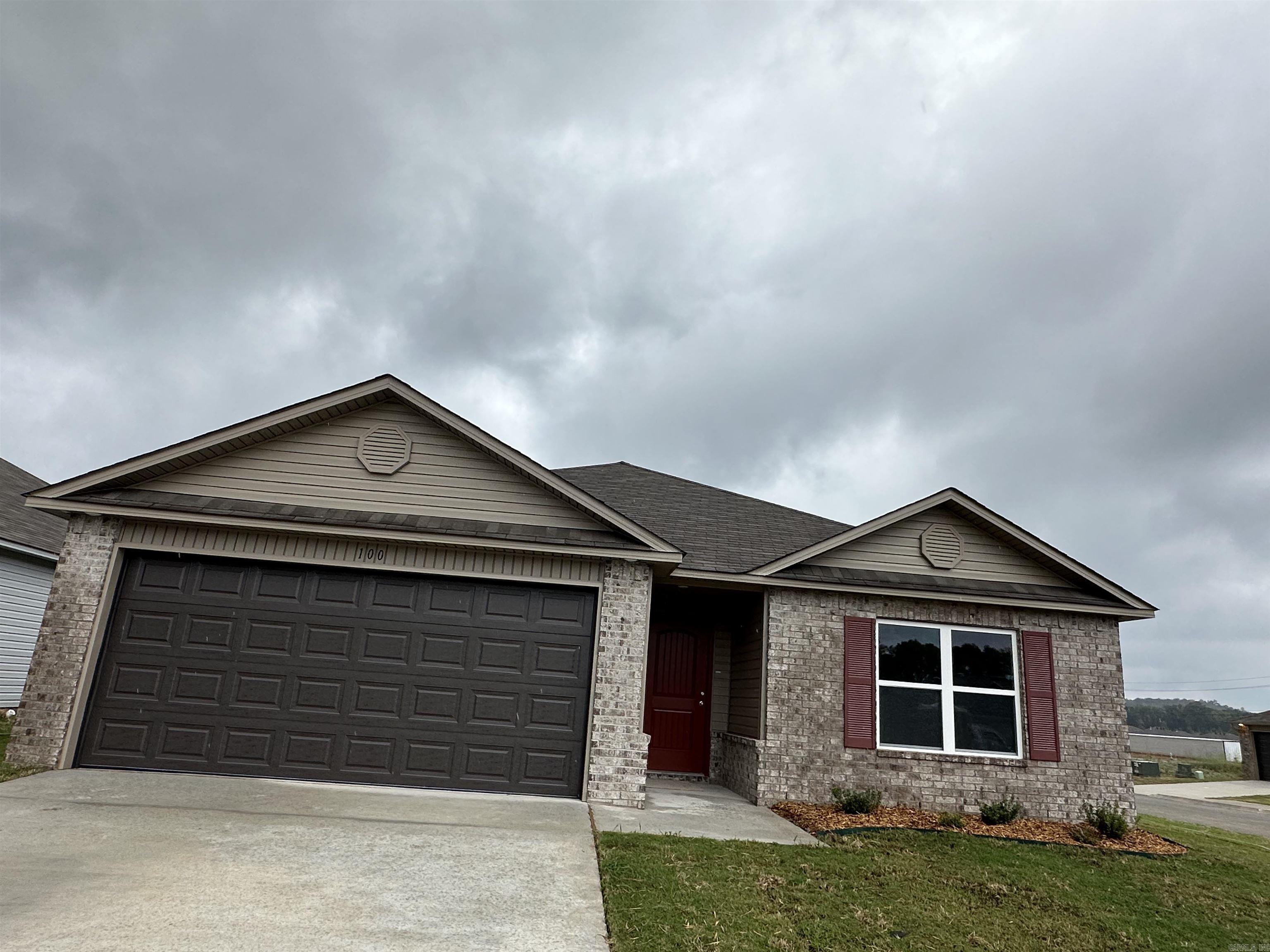 Raleigh Floor Plan Upgrades in this home: 60" fiberglass stand up shower in Master Bath, 8" deep Kitchen sink, 50 gallon water heater, extra drawer stack in Master Bath, Cheyenne style interior doors throughout home, attic stairs, stainless steel appliance package, top load washer and dryer.