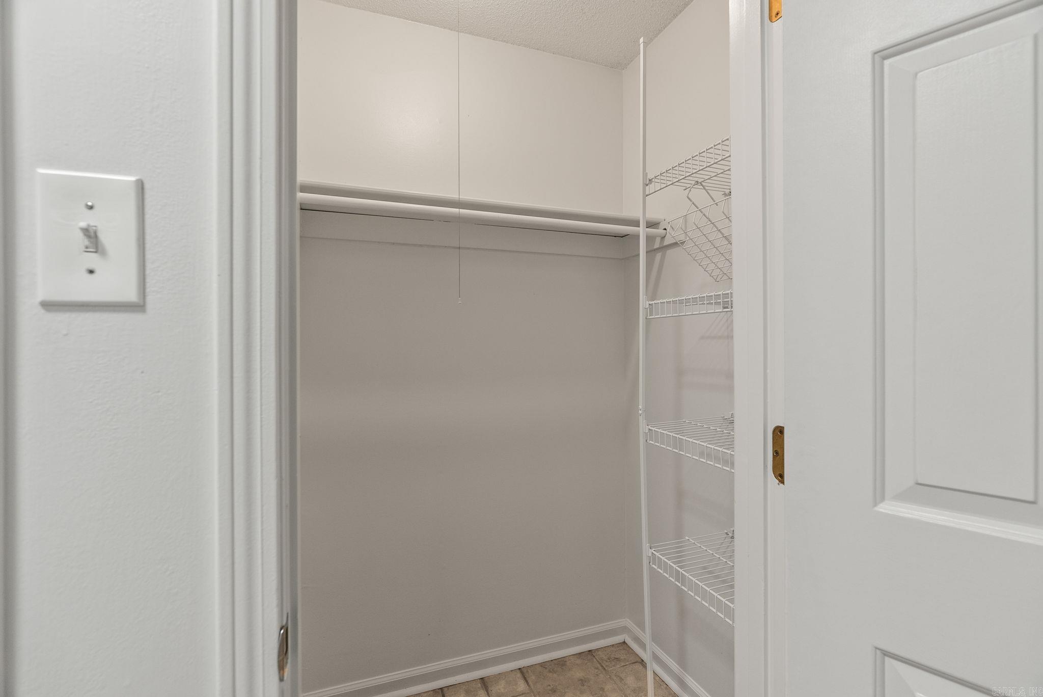 CEDAR RIDGE - Residential