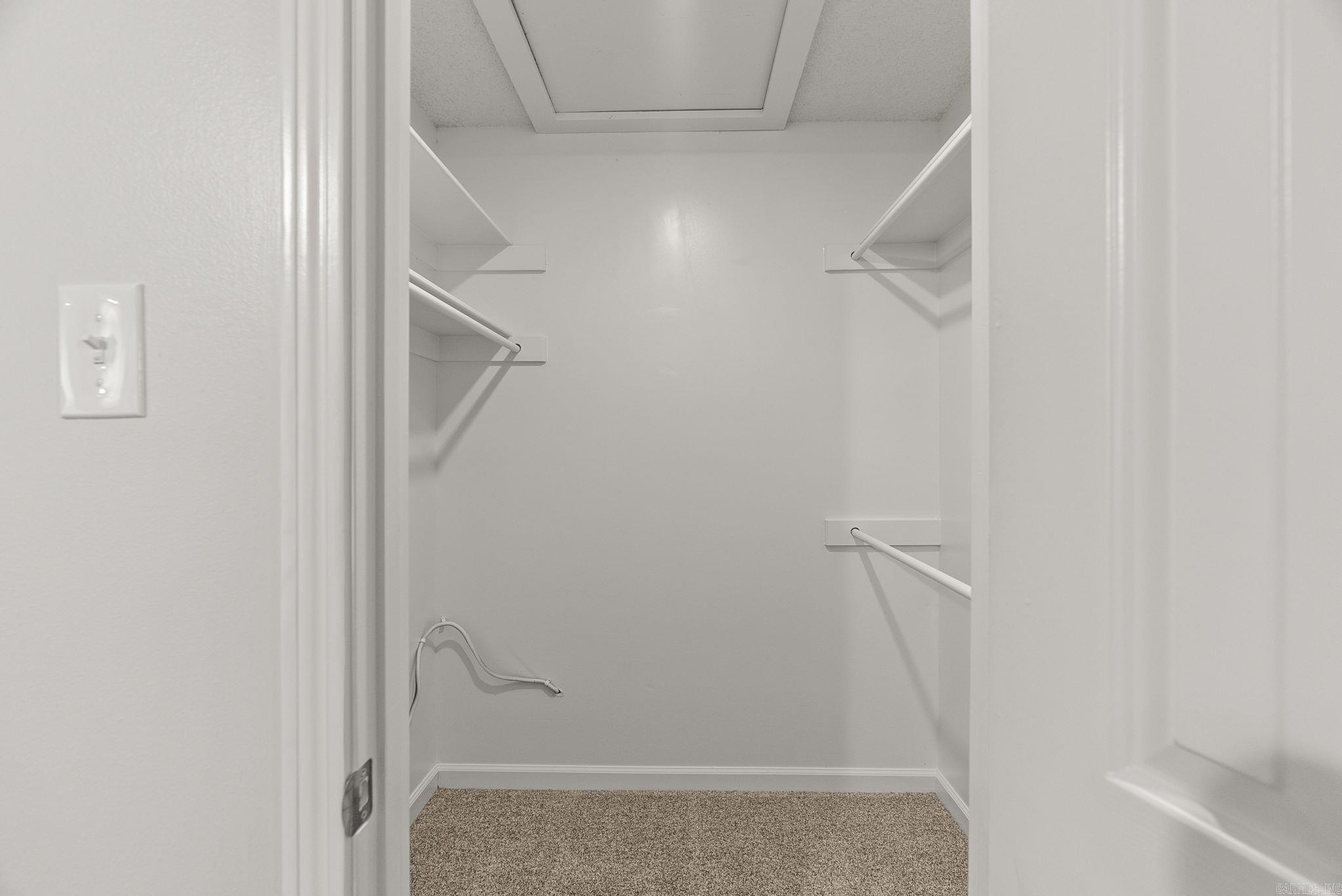 CEDAR RIDGE - Residential