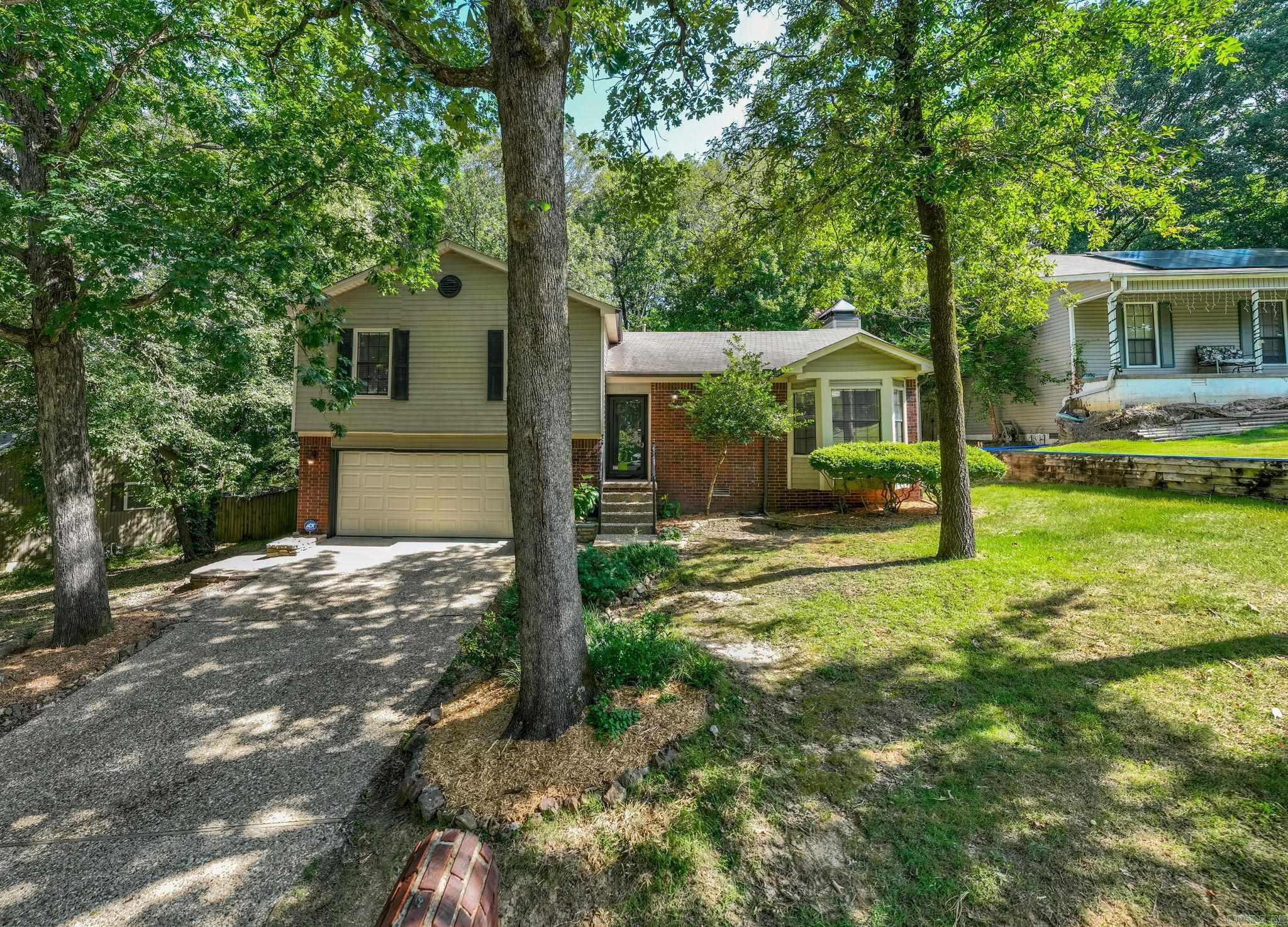 CEDAR RIDGE - Residential