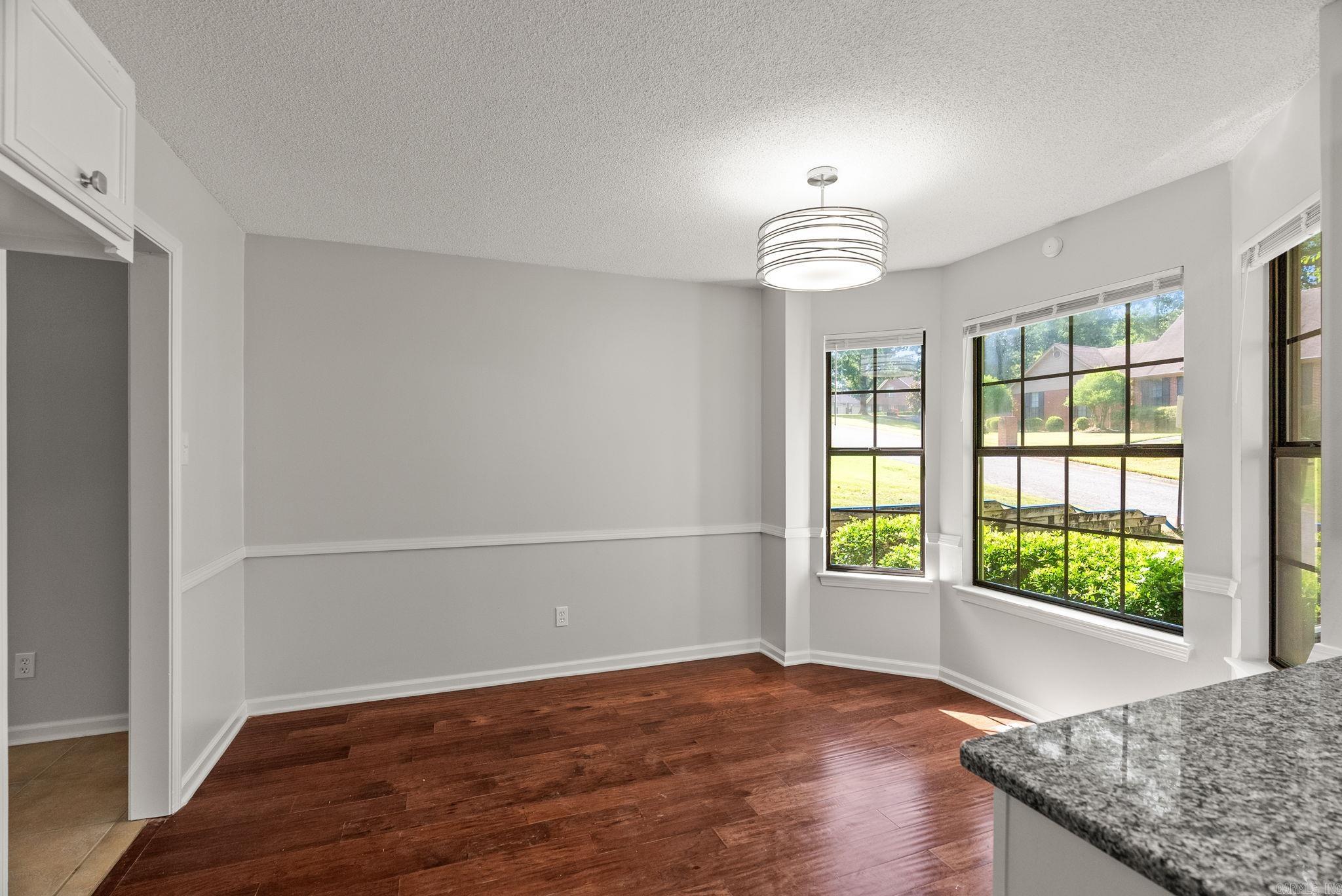 CEDAR RIDGE - Residential