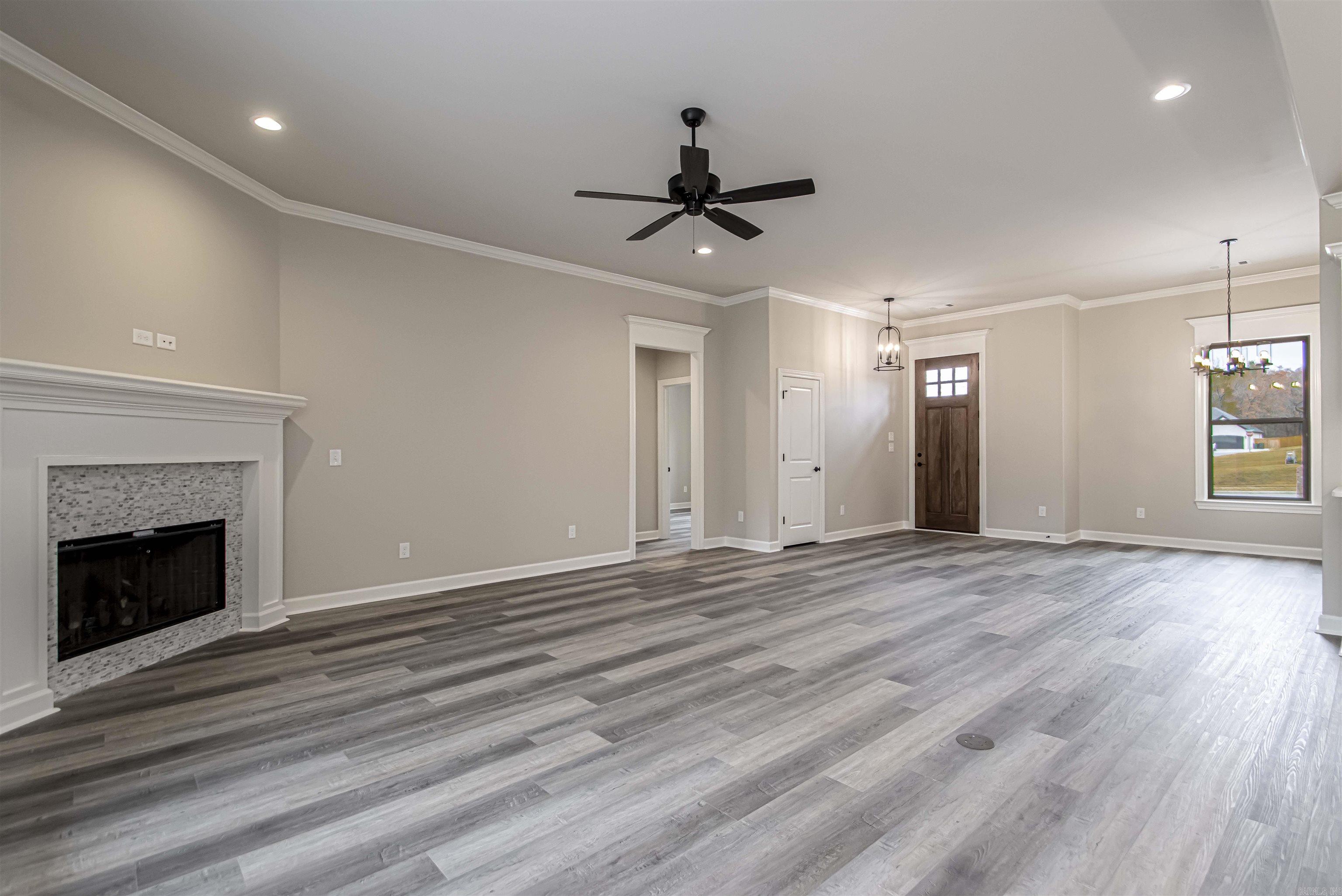 MILLERS GLENN - Residential