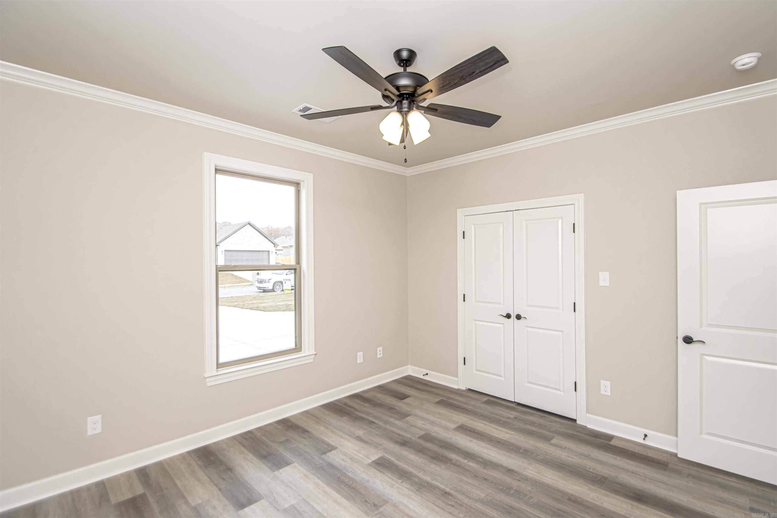 MILLERS GLENN - Residential